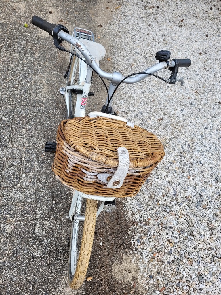Foto 6 van Meisjesfiets Batavus Diva 24 inch