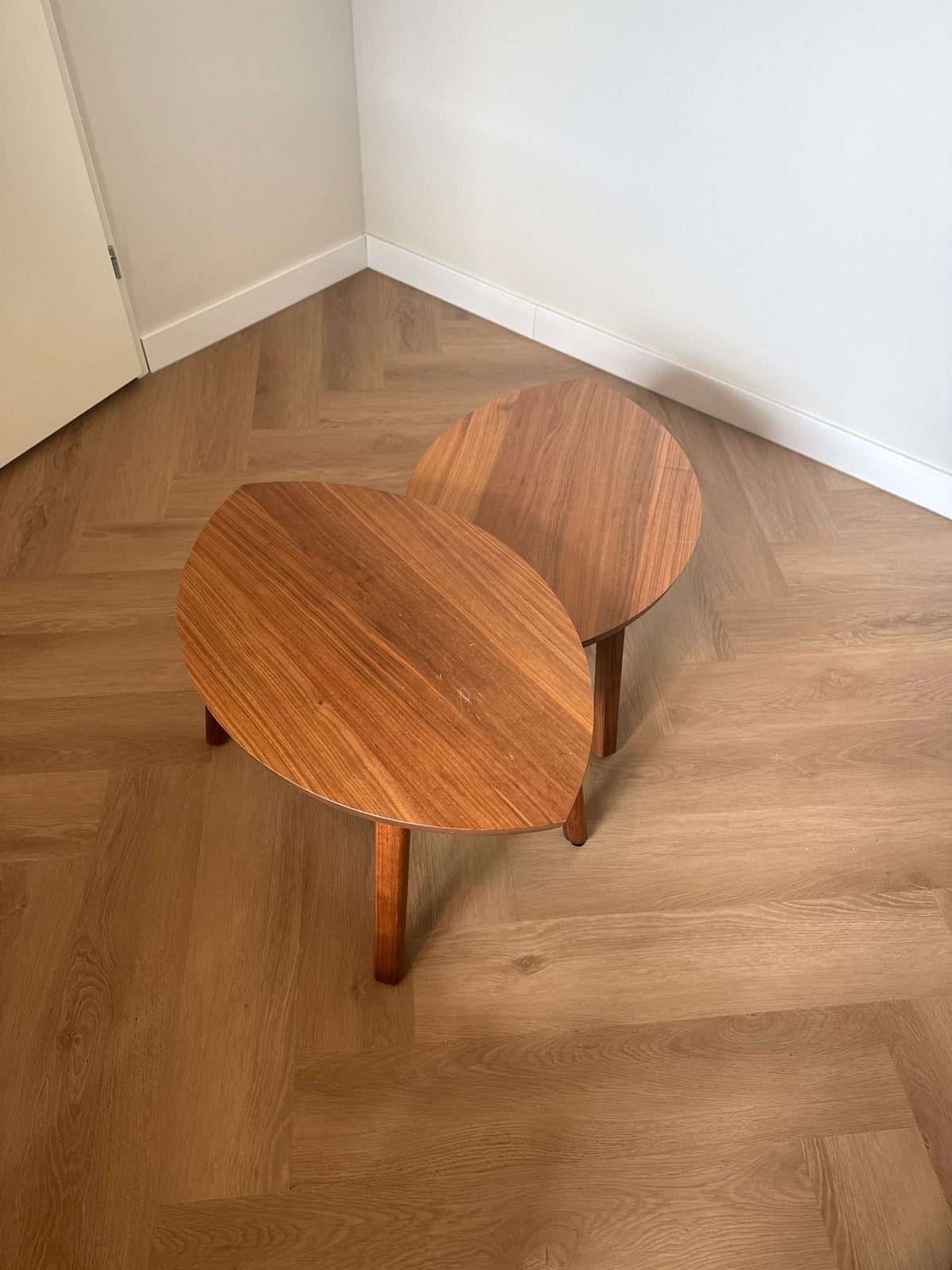 IKEA STOCKHOLM bijzettafel set van 2 – walnootfineer, Ophalen, Minder dan 50 cm, Gebruikt, 50 tot 100 cm