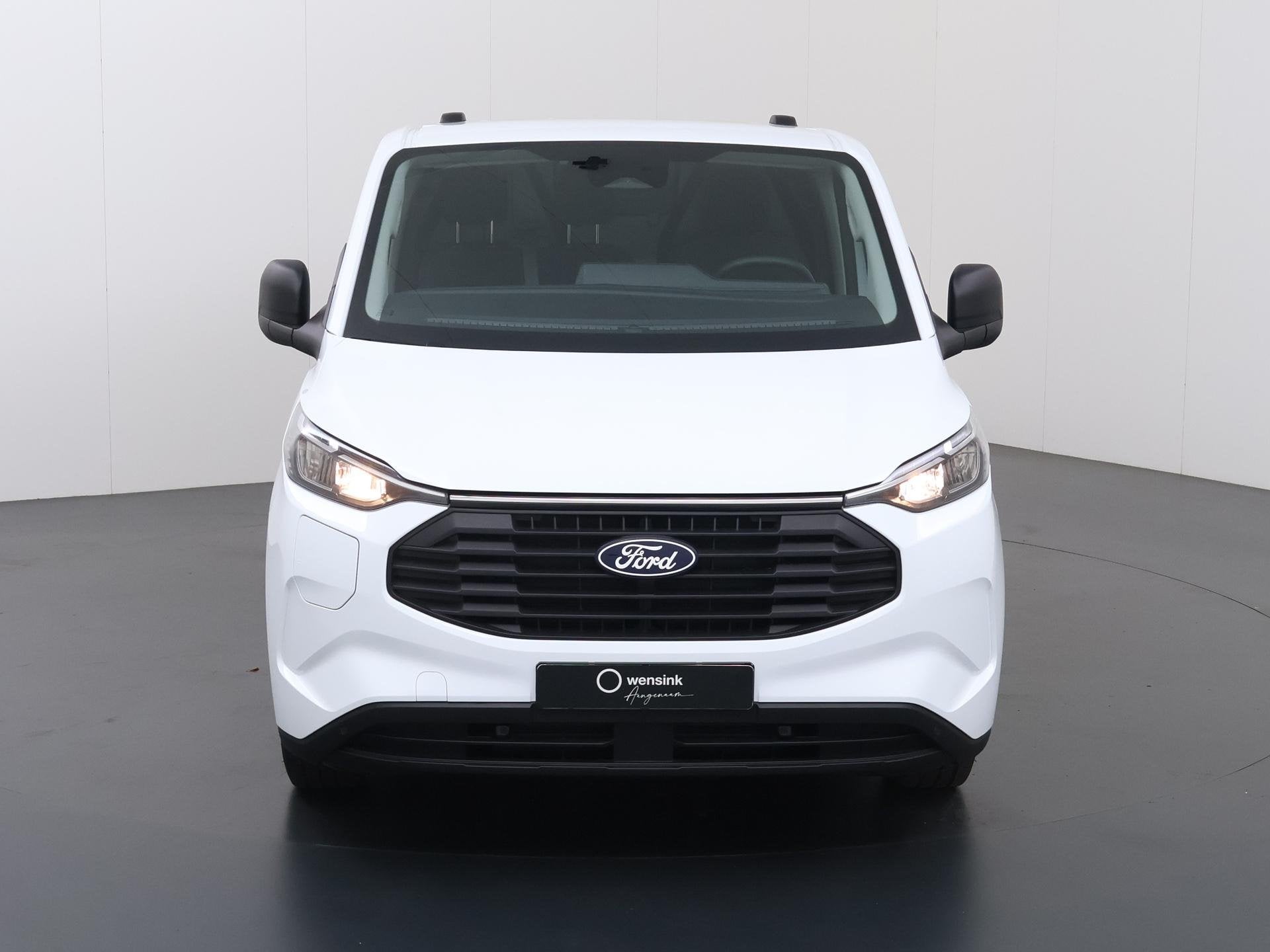Ford Transit Custom 320 2.5 PHEV L1 H1 | Aut. | TREND | PLUG, Auto's, Dealer onderhouden, 4 cilinders, Wit, Plug-in hybride