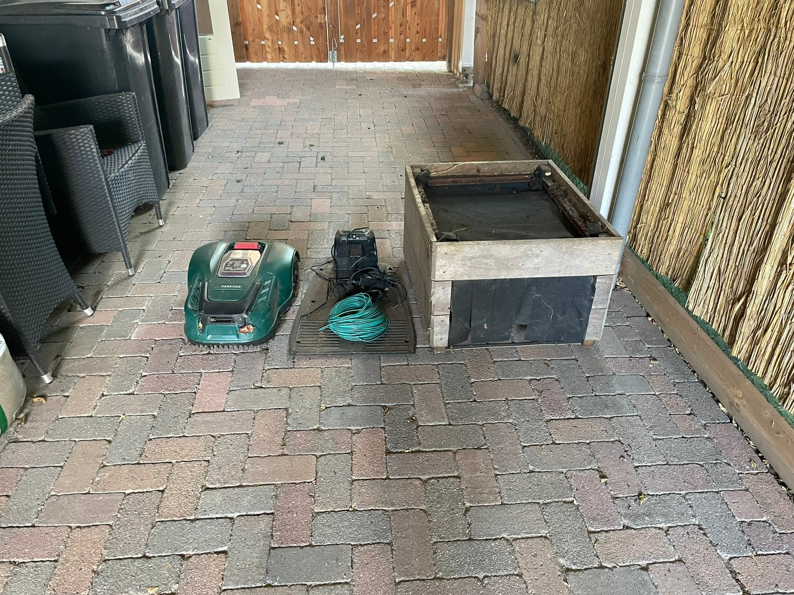 Robotmaaier Parkside, Ophalen, Gebruikt, 20 tot 25 cm, Met regensensor