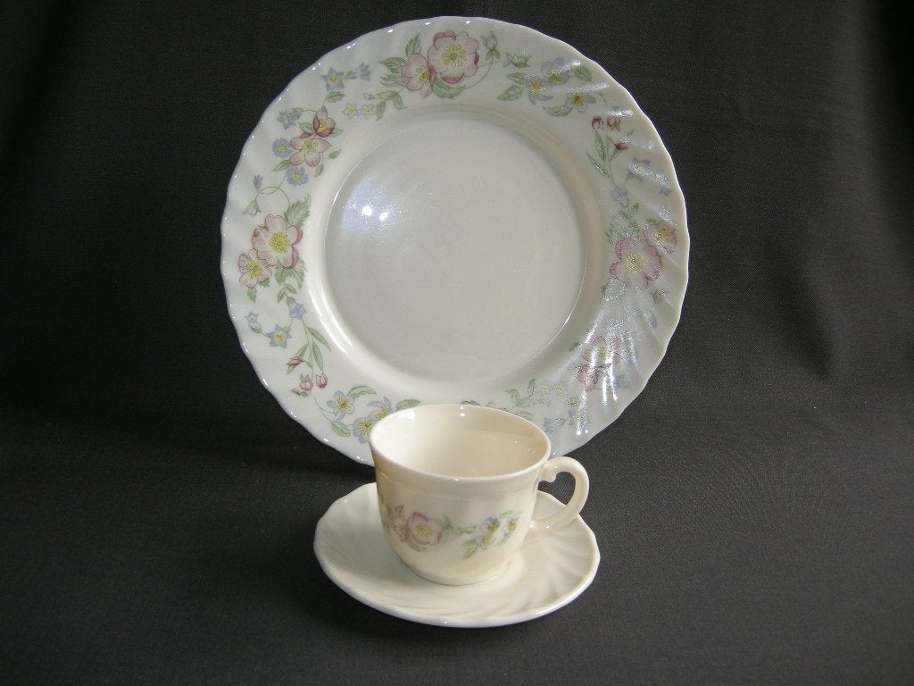 Arcopal, roomwit - pastelkleurige bloemen, losse onderdelen, Overige materialen, Gebruikt, Overige merken, Arcopal