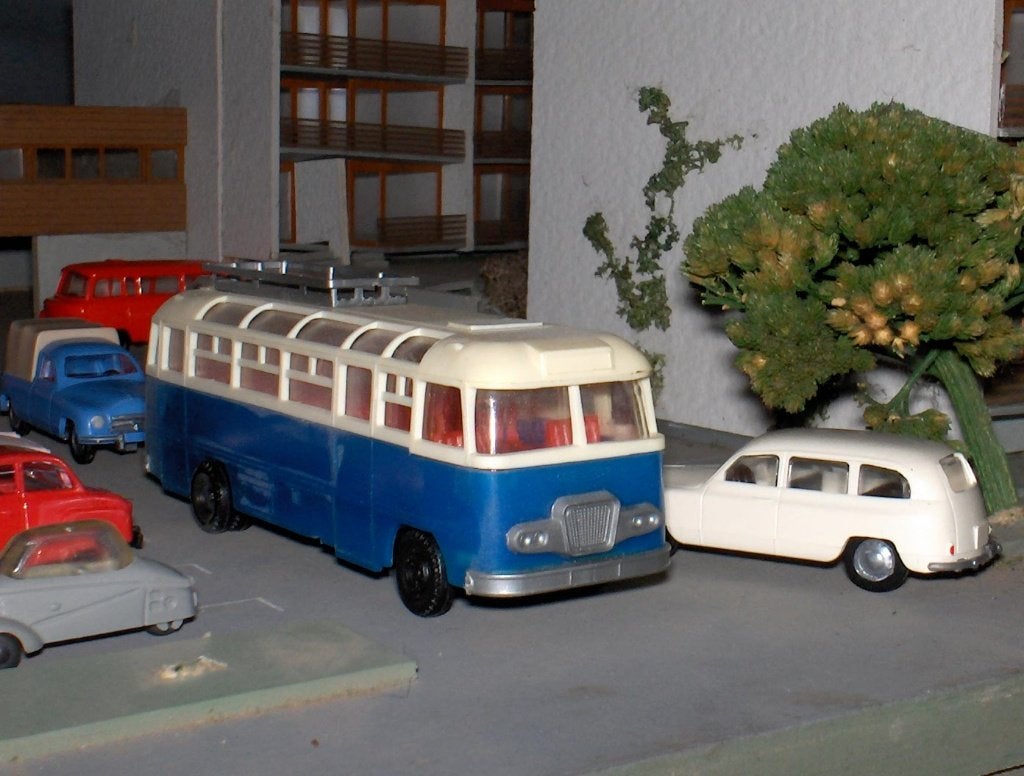 1954 -1959 Ikarus 31 DDR touringcar / stadsbus blauw, Ophalen of Verzenden, Nieuw, Bus of Vrachtwagen, Overige merken