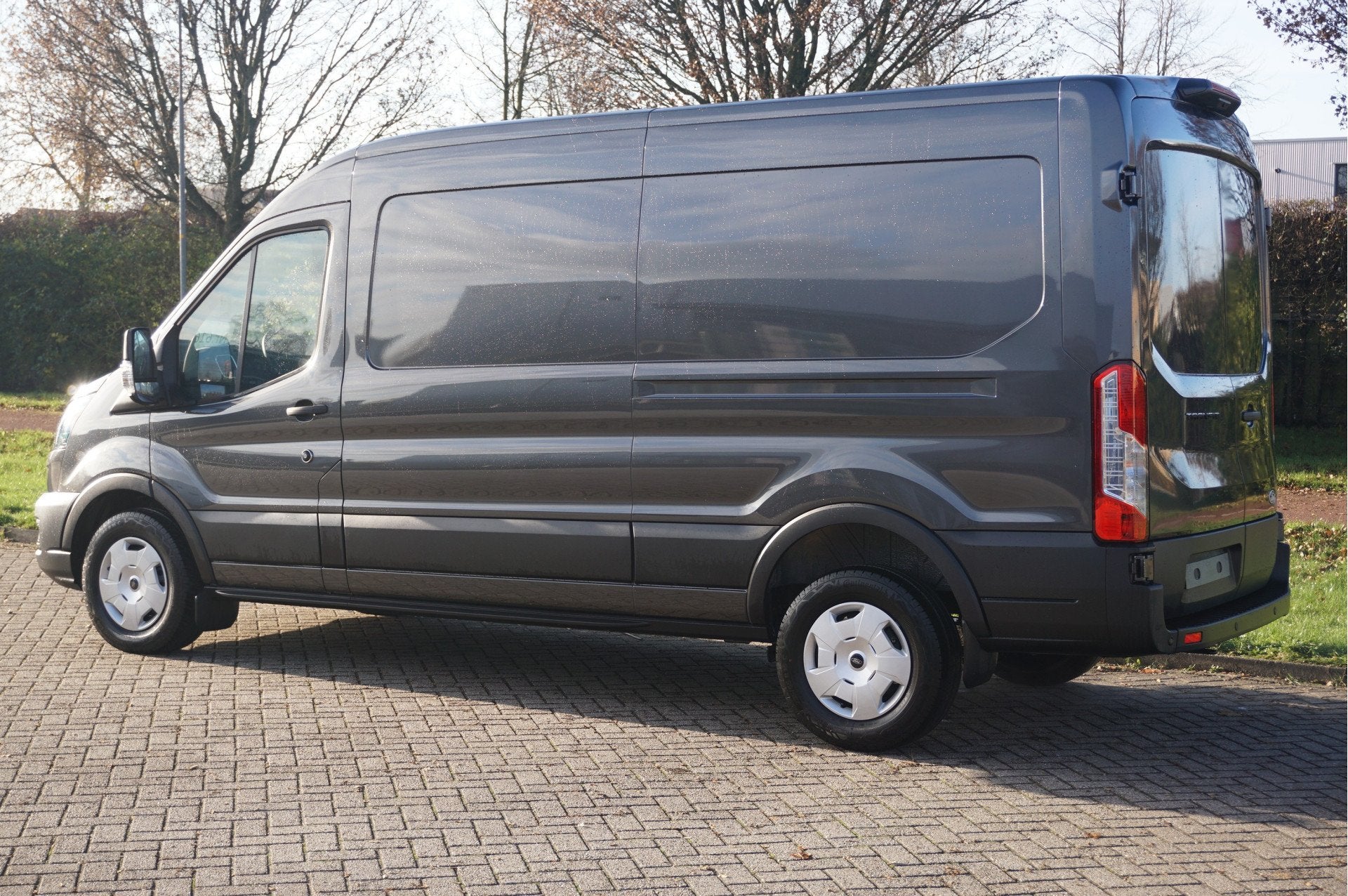 Ford Transit 350L L3H2 Trend AUT8 130PK BPM VRIJ! 12" Sync4, LED verlichting, 4 cilinders, 2800 kg, Bedrijf