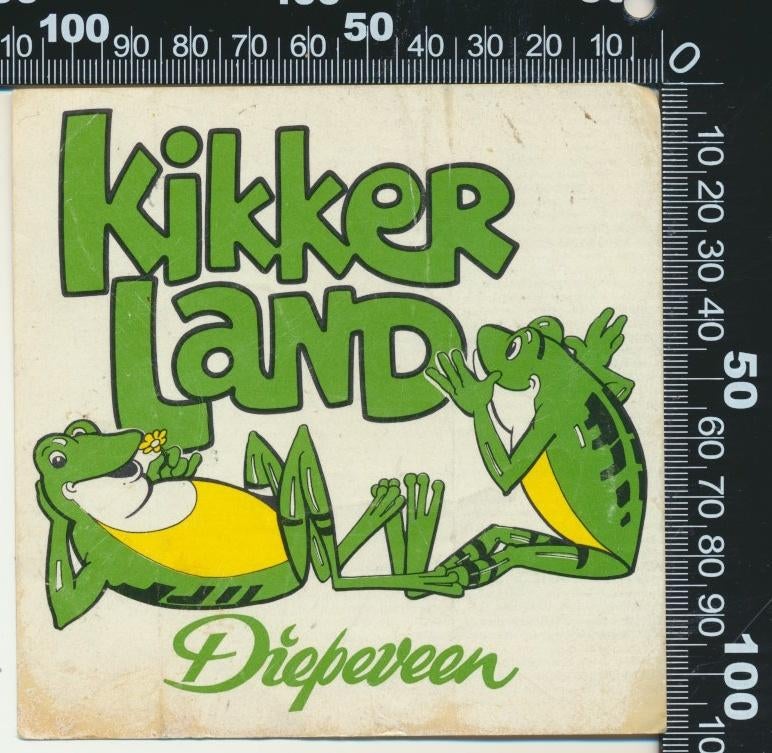 Sticker: Kikkerland - Diepeveen (2), Verzamelen, Stickers, Zo goed als nieuw, Bedrijf of Vereniging, Ophalen of Verzenden