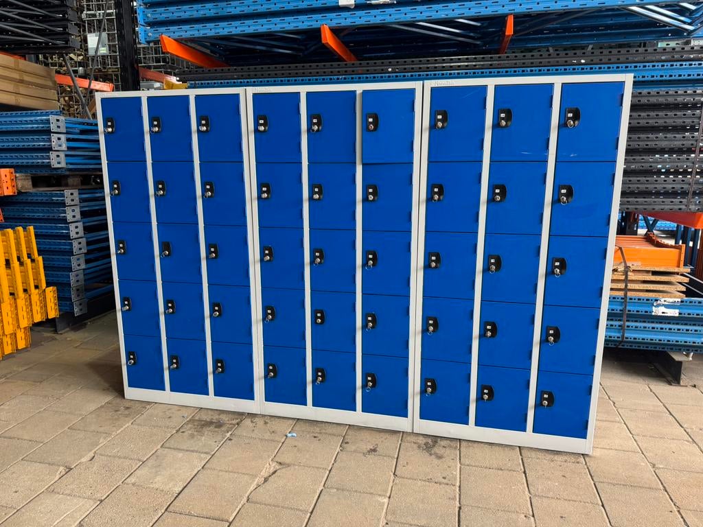 Profesionele 15 deurs lockerkasten - kluisjes, Ophalen