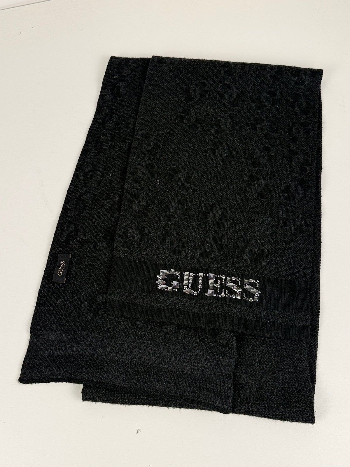 Zwarte Guess sjaal - Mogelijk niet authentiek, Ophalen of Verzenden, Gedragen, Maat 46/48 (XL) of groter, Sjaal