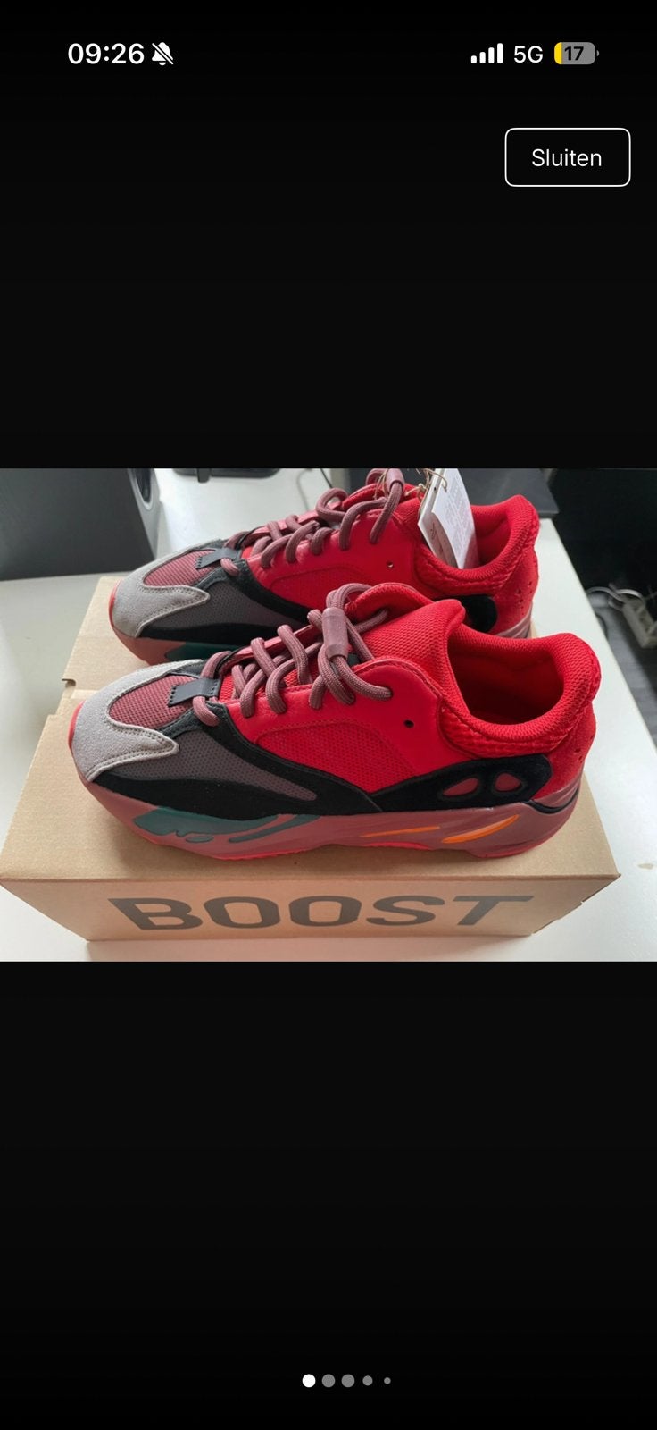 Yeezy Boost 700 Hi-Res Red EU42, Kleding | Heren, Schoenen, Overige kleuren, Nieuw, Ophalen of Verzenden, Sneakers of Gympen