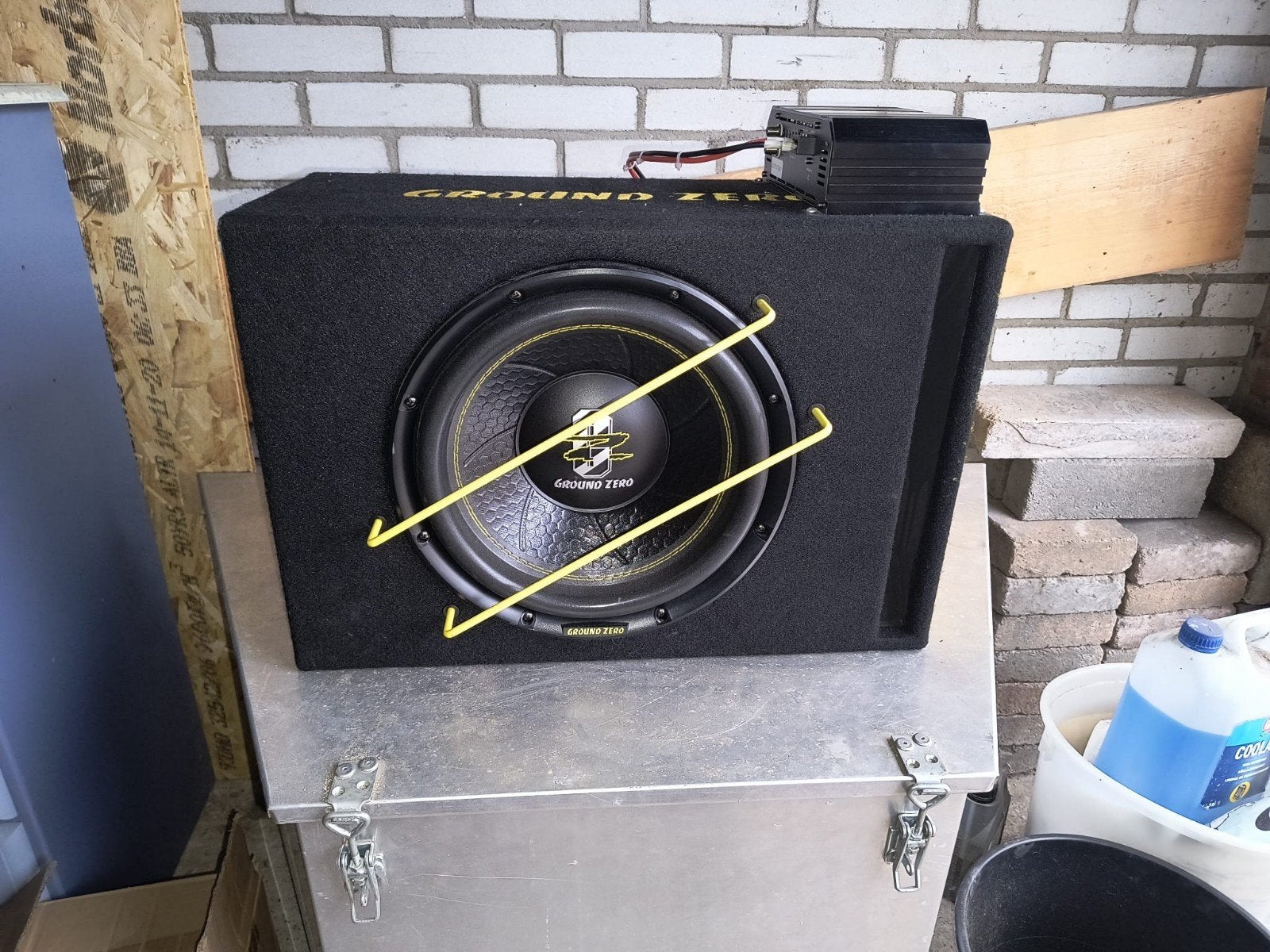 Subwoofer Ground Zero+versterker, Ophalen, Zo goed als nieuw