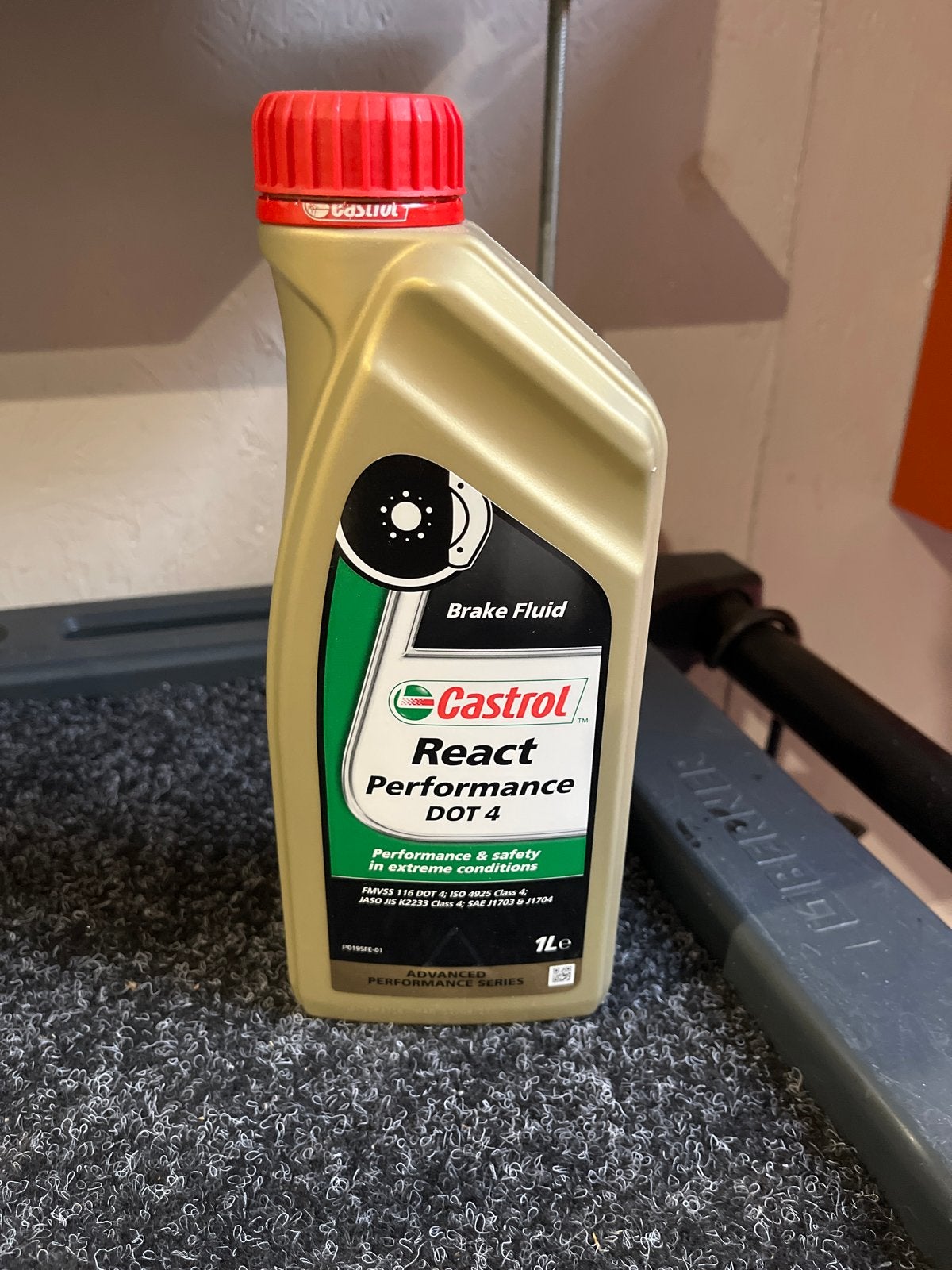 Castrol React Performance DOT 4 Remvloeistof 1L, Ophalen of Verzenden, Nieuw, Universele onderdelen