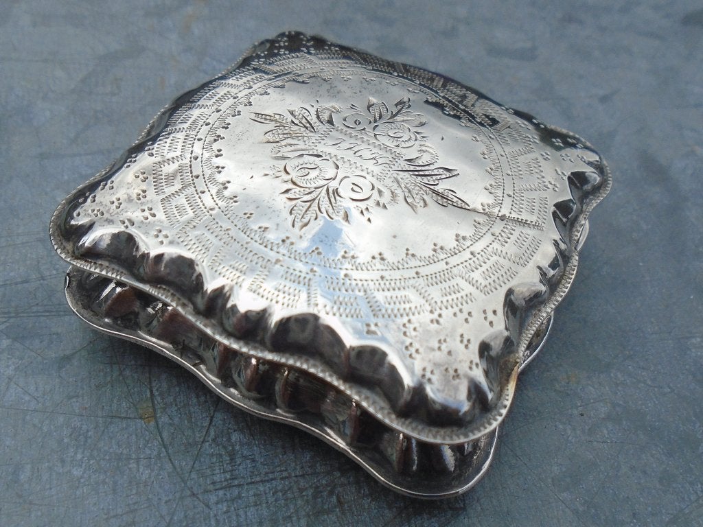 Antiek Zilveren Pepermuntdoosje of Pillendoosje (2), Antiek en Kunst, Ophalen of Verzenden, Zilver