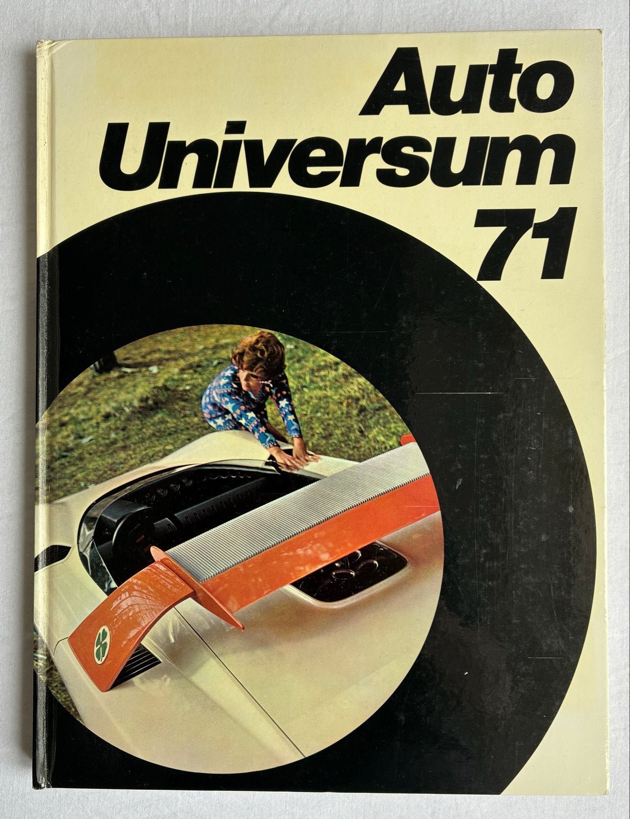 Auto Universum 1971 - Jaarboek over auto's, Ophalen, Gelezen, Algemeen