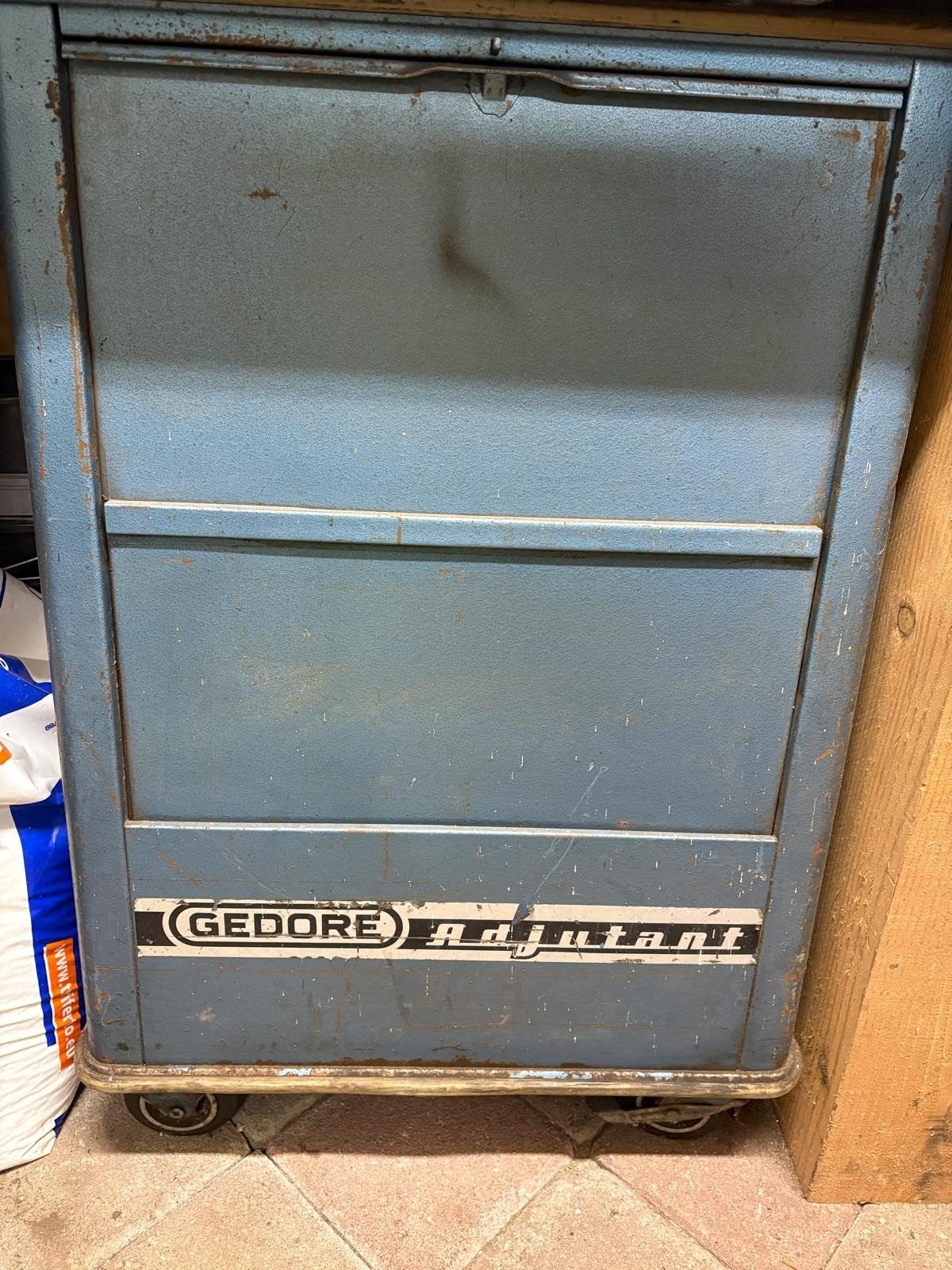 Gedore Adjutant gereedschapskast op wielen, Doe-het-zelf en Verbouw, Gereedschapskisten, Ophalen of Verzenden, Gebruikt