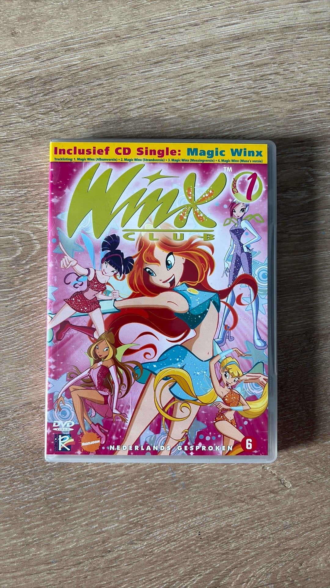 Dvd en cd winx club nummer 1, Cd's en Dvd's, Alle leeftijden, Ophalen of Verzenden, Zo goed als nieuw