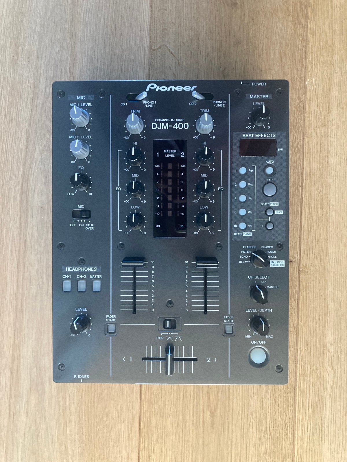 Pioneer mixer DJM-400, Ophalen of Verzenden, Zo goed als nieuw, Minder dan 5 kanalen