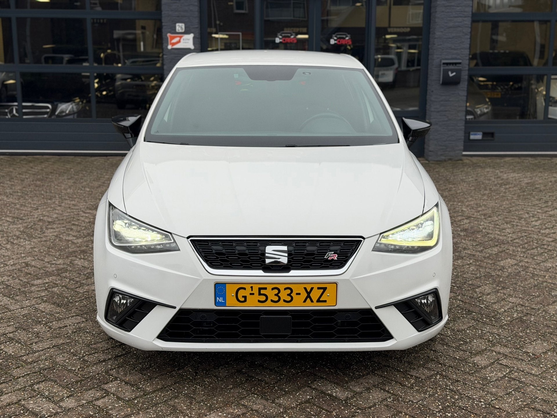 Seat Ibiza 1.0 TSI FR Intense Stoelvw|Camera|Nap|Navi|Cruise, Auto's, Seat, Voorwielaandrijving, Euro 6, 95 pk, Parkeersensor