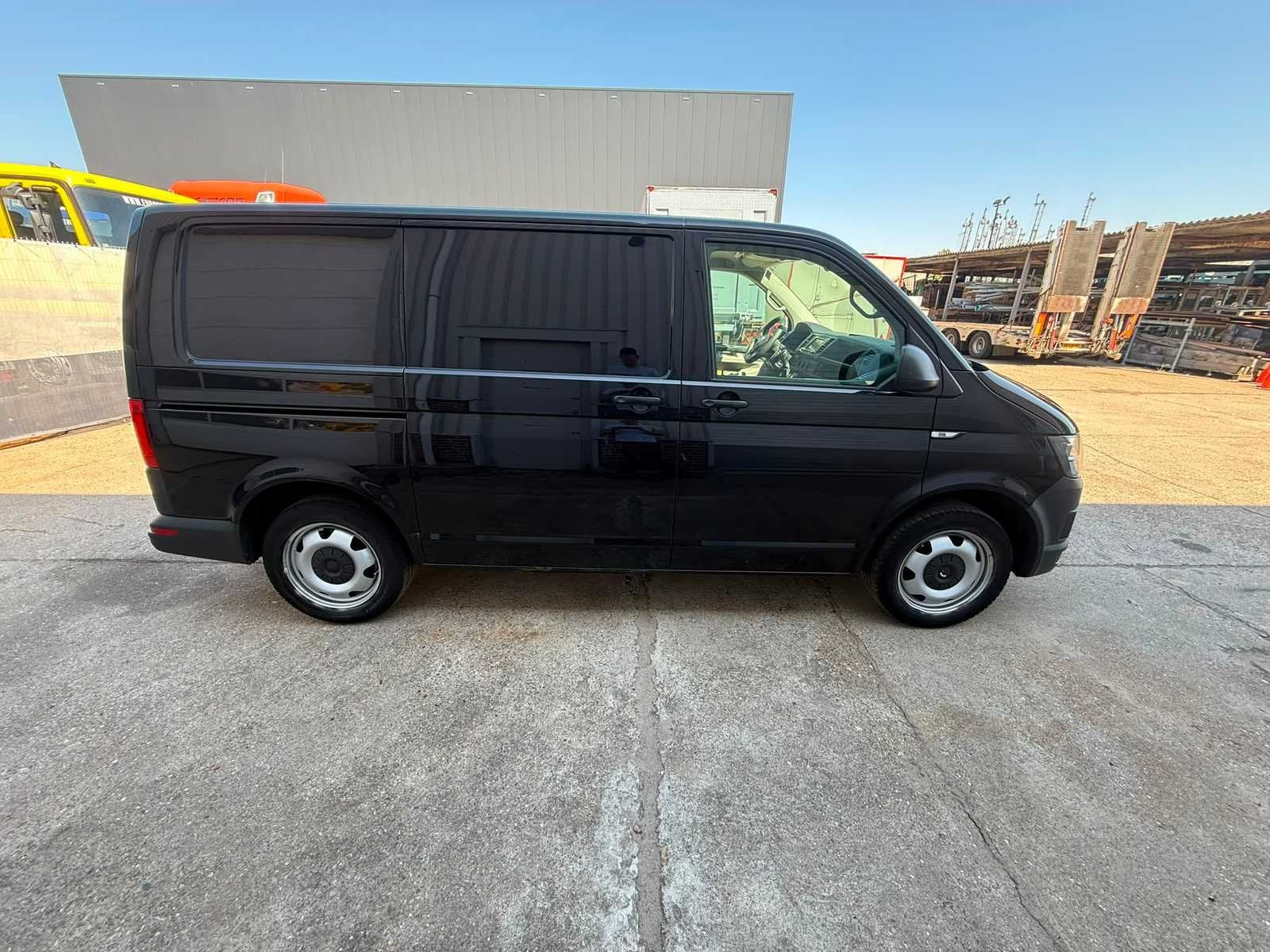 2017 Volkswagen Transporter 2.0 TDI L1H1 Highl Bedrijfswagen, Gebruikt, Euro 6, 4 cilinders, 150 pk