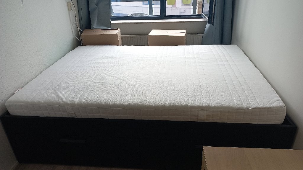 140x200 bedframe met lades, lattenbodem en matras, Ophalen, Overige materialen, Zwart, Nieuw
