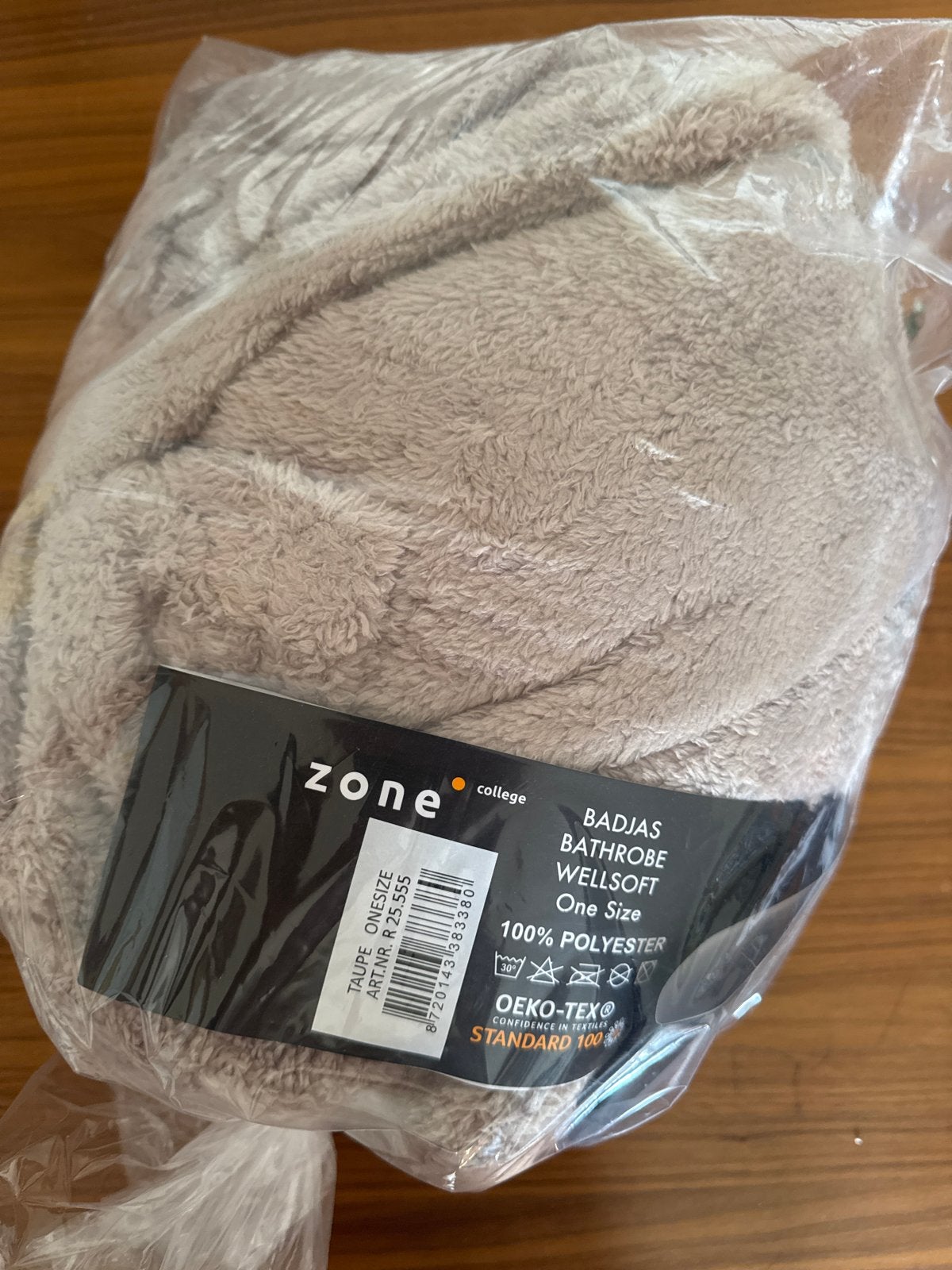 Gratis Nieuwe Beige Badjas - Wellsoft Onesize, Kleding | Dames, Overige Dameskleding, Ophalen, Nieuw