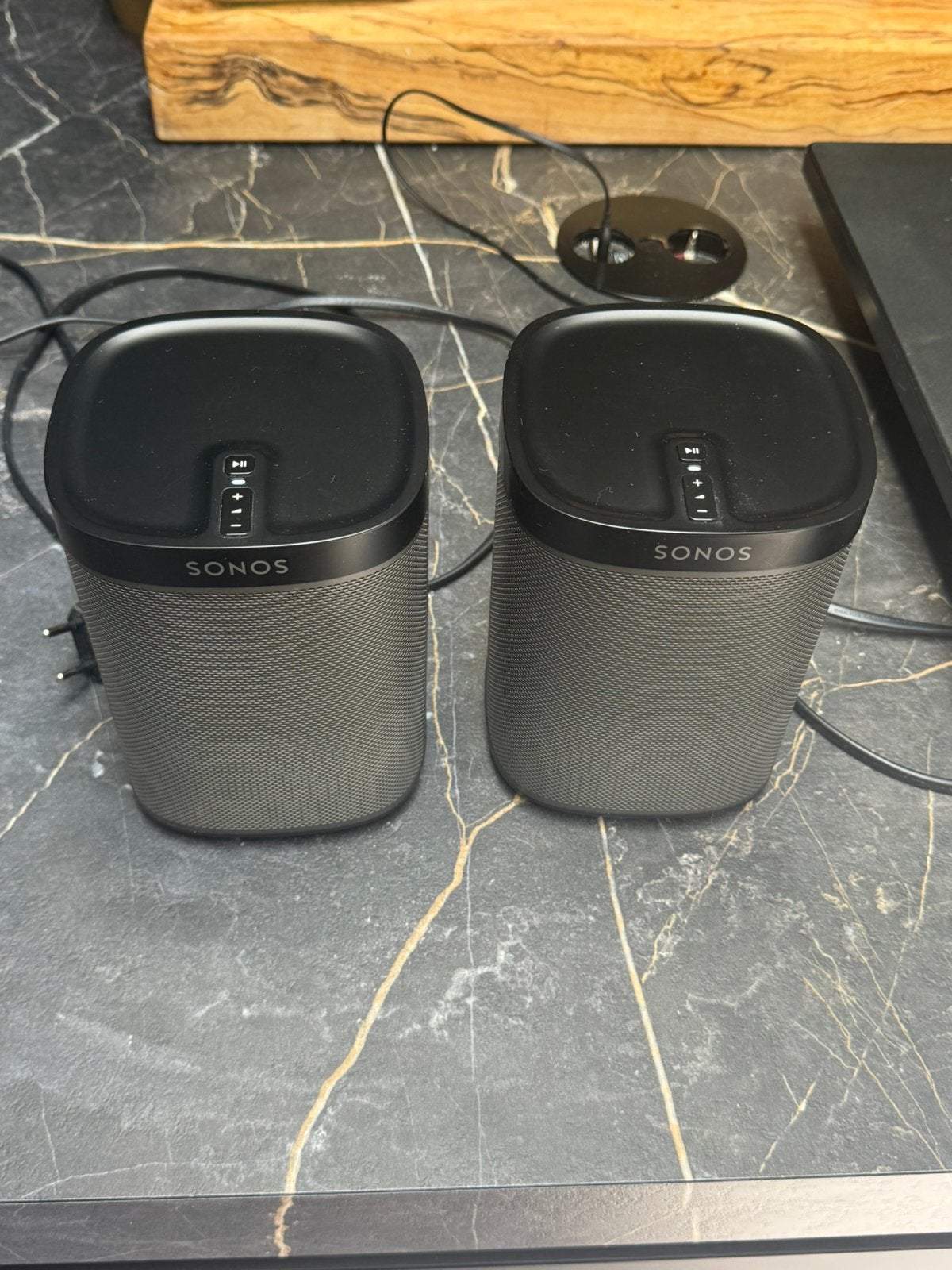 Sonos set, 2 x play 1, 1x ikea symfonisk box, 1x ophangsys, Ophalen, Bluetooth, Zo goed als nieuw, Sonos