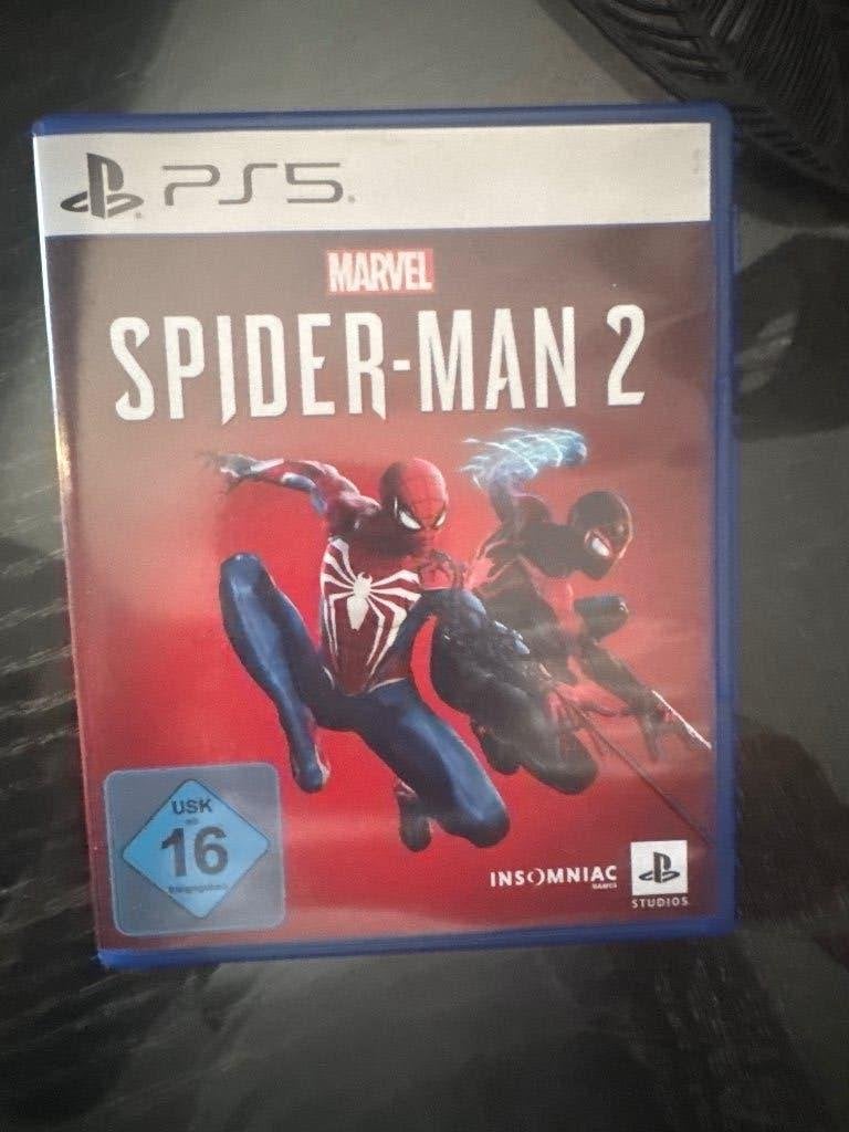 Spider man PlayStation 5, Overige genres, Ophalen of Verzenden, Zo goed als nieuw, Eén computer