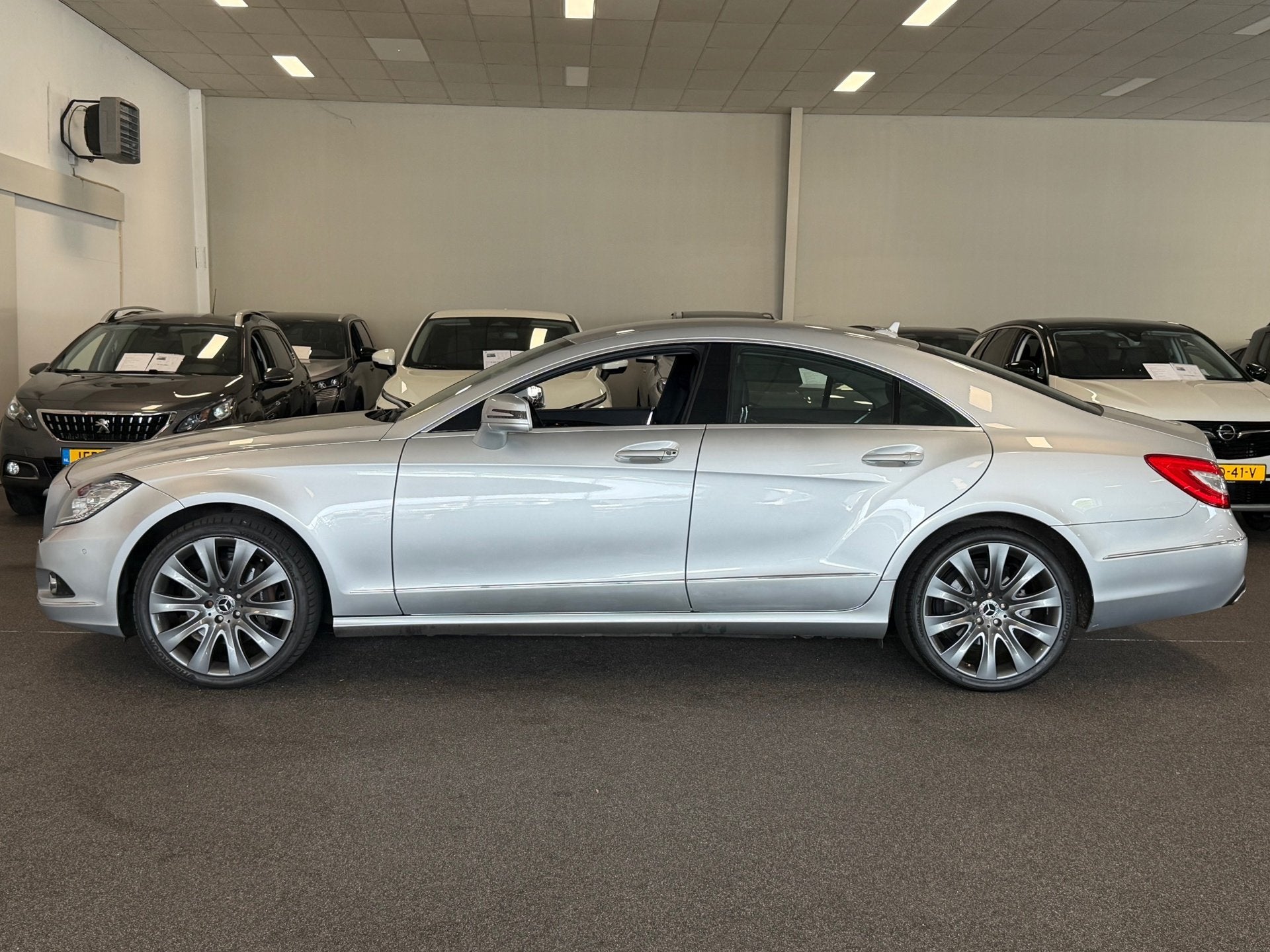 Mercedes-Benz CLS-klasse 350 NAVIGATIE/CAMERA, CRUISE, LEER,, Auto's, Mercedes-Benz, Automaat, Gebruikt, Met garantie (alle), 4 stoelen