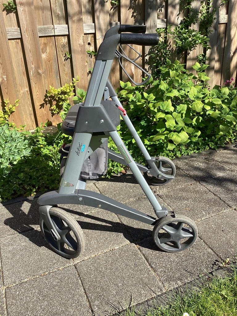 Active rollator, Ophalen, Zo goed als nieuw