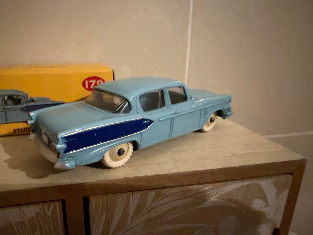 Dinky Toys Studebaker President - Als nieuw in doos, G, Dinky Toys, Ophalen of Verzenden, Zo goed als nieuw