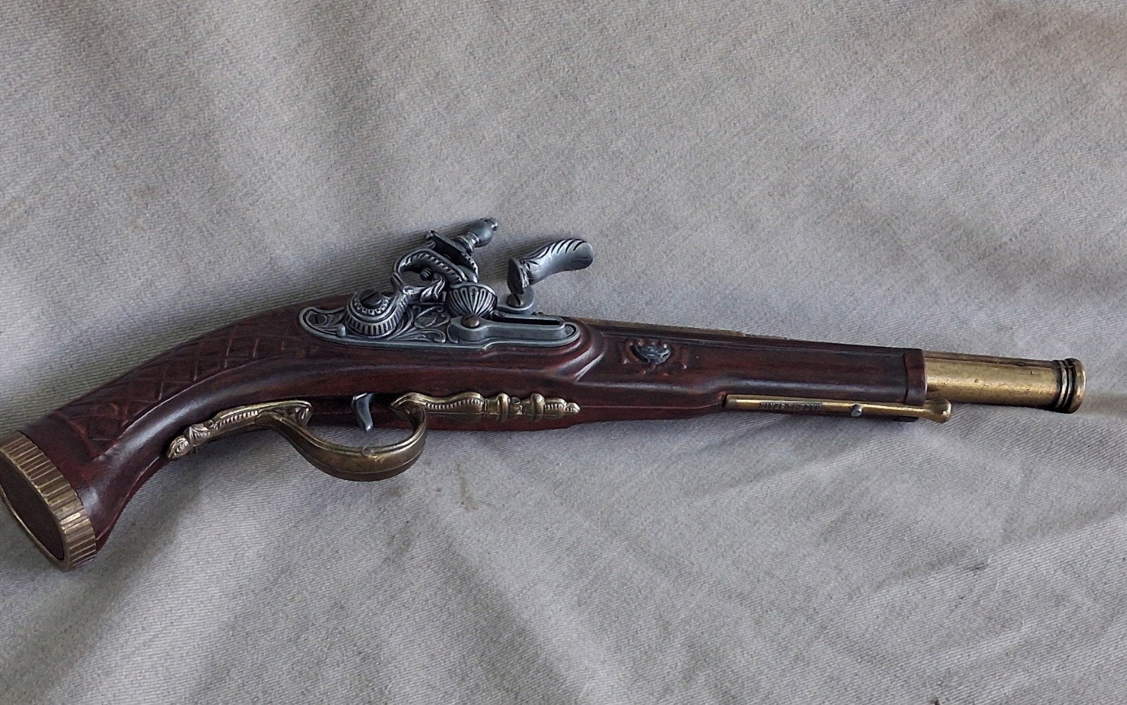 Replica 18e eeuws "Vuursteen pistool" sierpistool, Ophalen of Verzenden