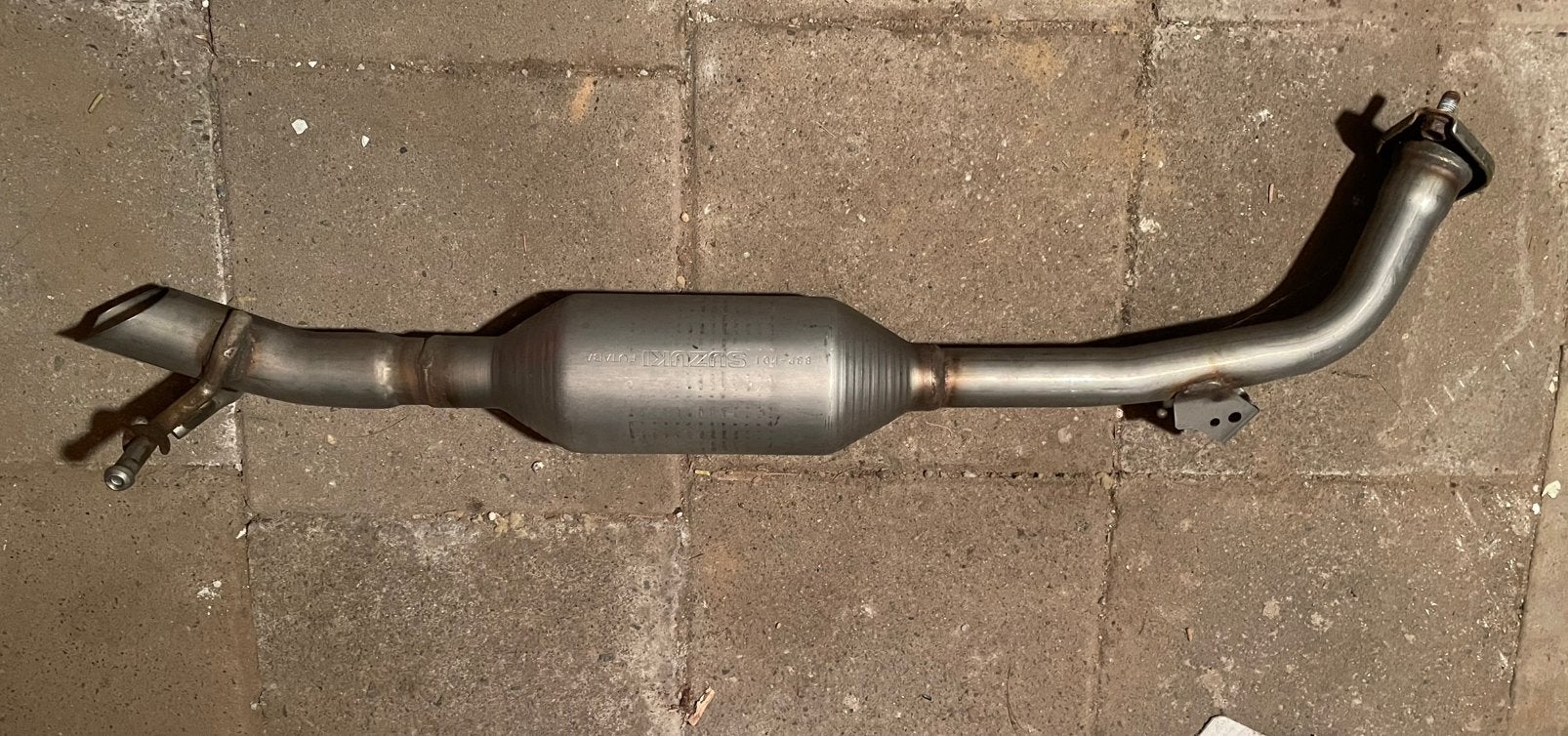 Suzuki swift uitlaat, Ophalen, Nieuw, Suzuki