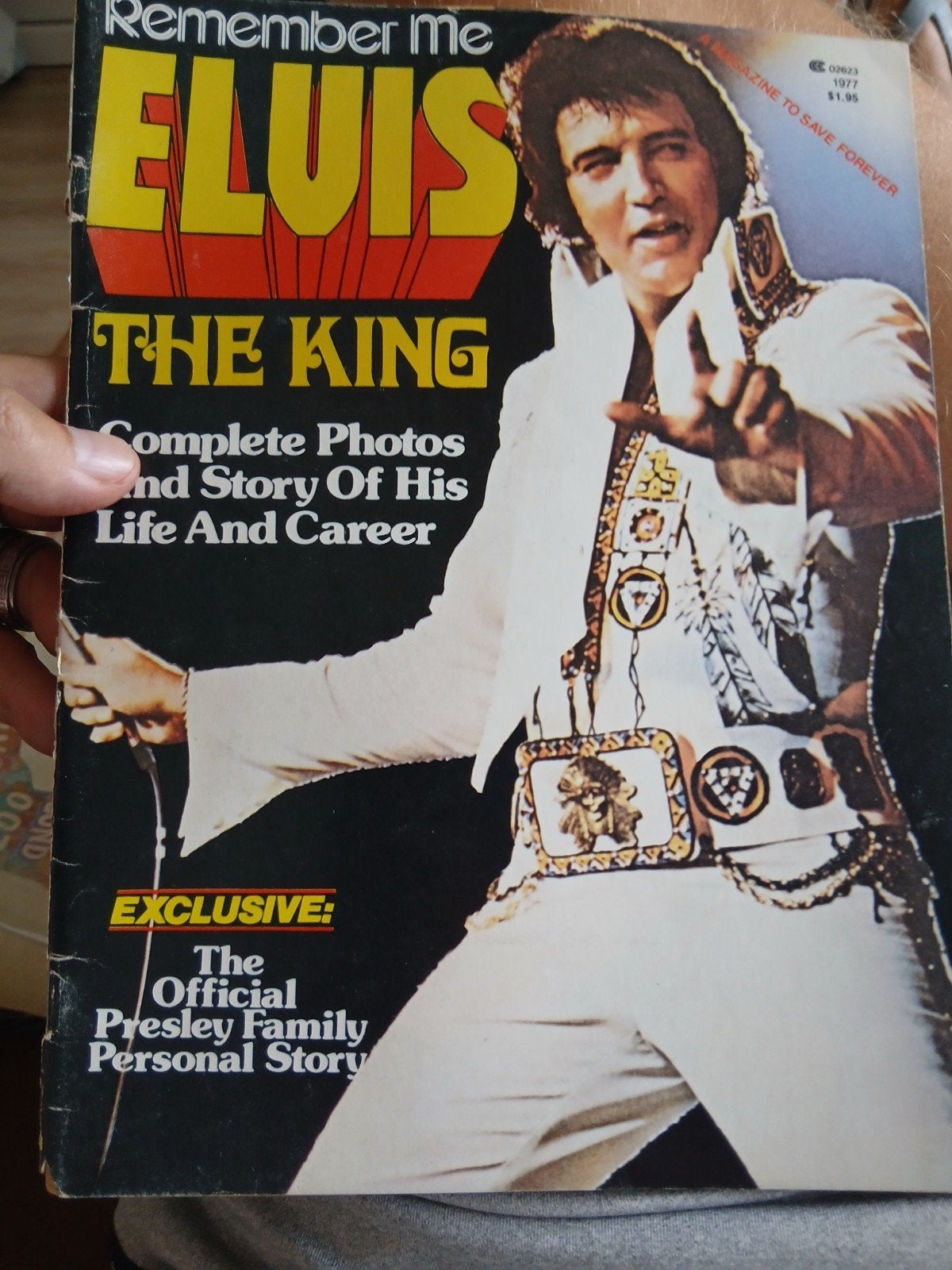 Remember Me Elvis The King Magazine 1977, Ophalen of Verzenden, Gelezen, Artiest, Onbekend