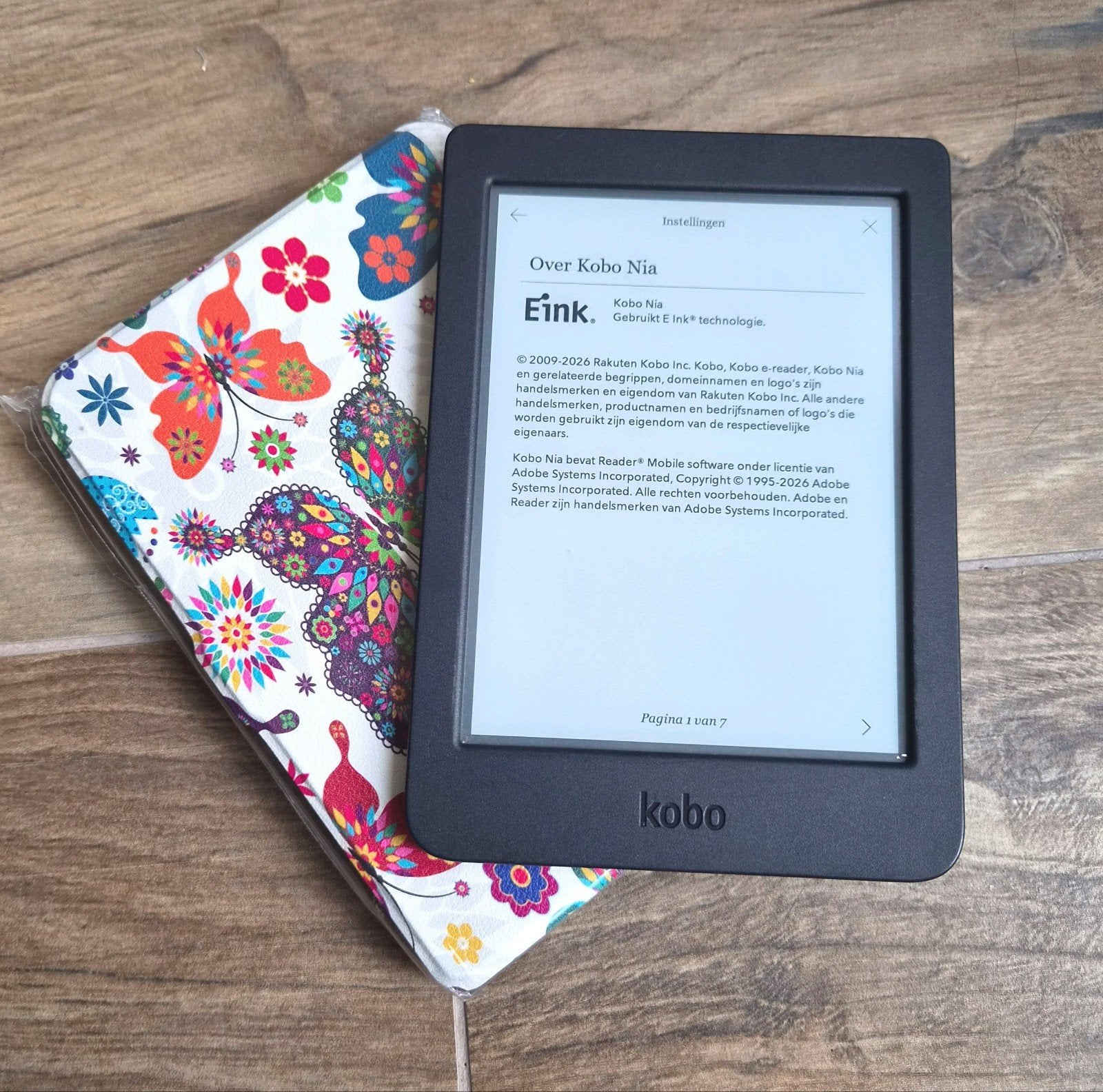 zgan Kobo Nia ereader met nieuwe sleepcover, Computers en Software, E-readers, OBELIS SA, Generaal Wahislaan 53,Brussel, Rakuten Kobo Inc