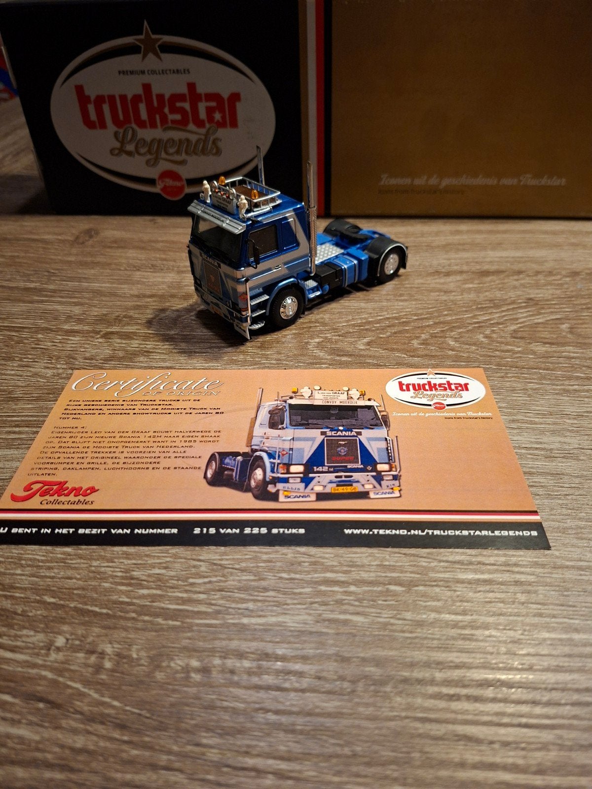 Tekno Scania 142 L VAN DER GRAAF ( TRUCKSTAR LEGENDS ), Ophalen of Verzenden, Zo goed als nieuw, Bus of Vrachtwagen, Tekno