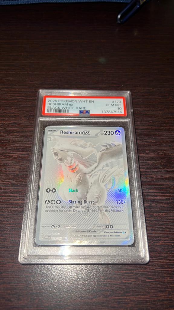 Reshiram EX #173 - PSA 10, Hobby en Vrije tijd, Verzamelkaartspellen | Pokémon, Ophalen, Zo goed als nieuw, Losse kaart, Foil