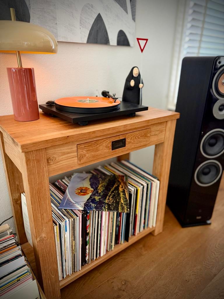 Massief Teakhouten Platenkast / Sidetable voor 125 LP's, Huis en Inrichting, Kasten | Overige, Ophalen, Zo goed als nieuw