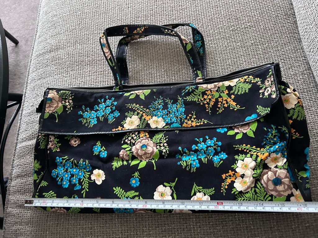 Zwarte bloemen tas, Sieraden, Tassen en Uiterlijk, Tassen | Reistassen en Weekendtassen, Ophalen of Verzenden, Nieuw