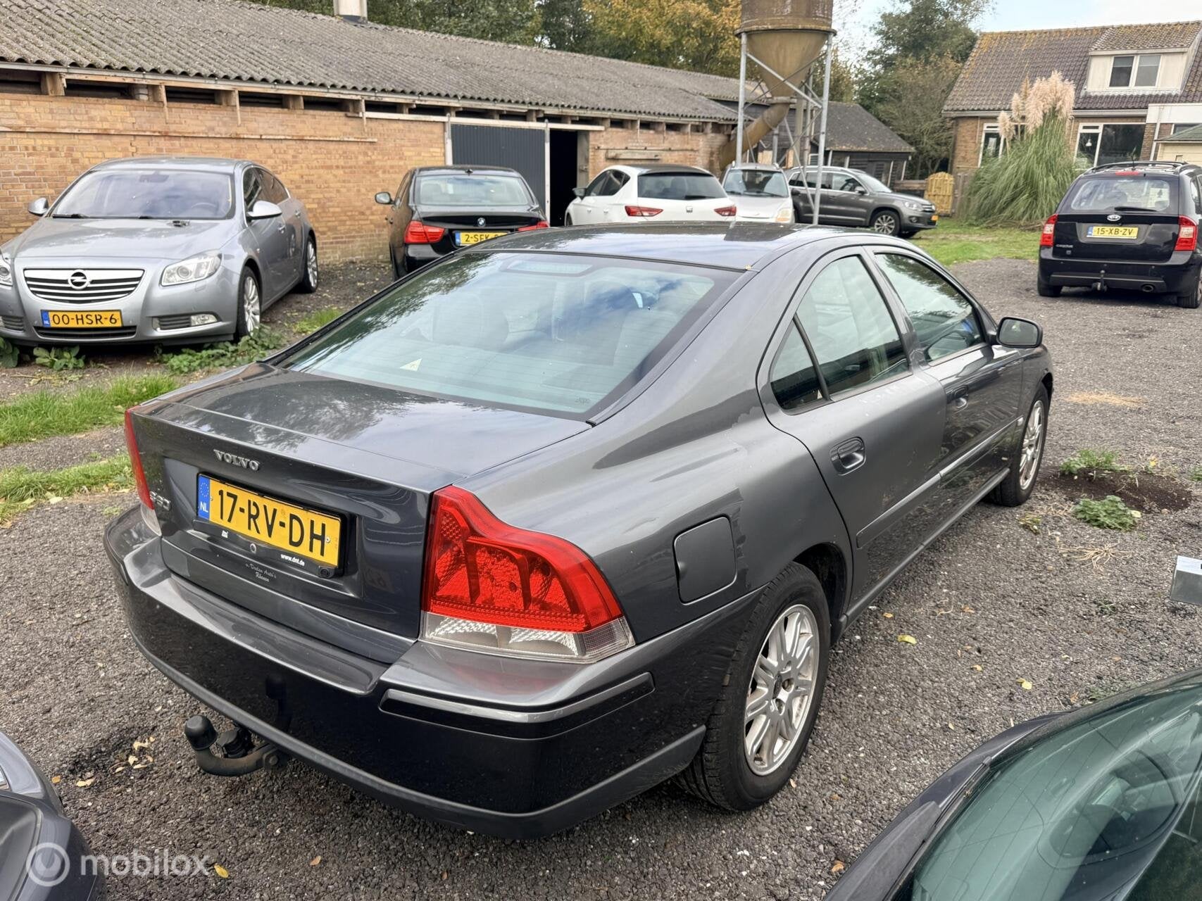 Volvo S60 2.4 Kinetic inruilkoopje, Auto's, Voorwielaandrijving, Gebruikt, S60, 1600 kg