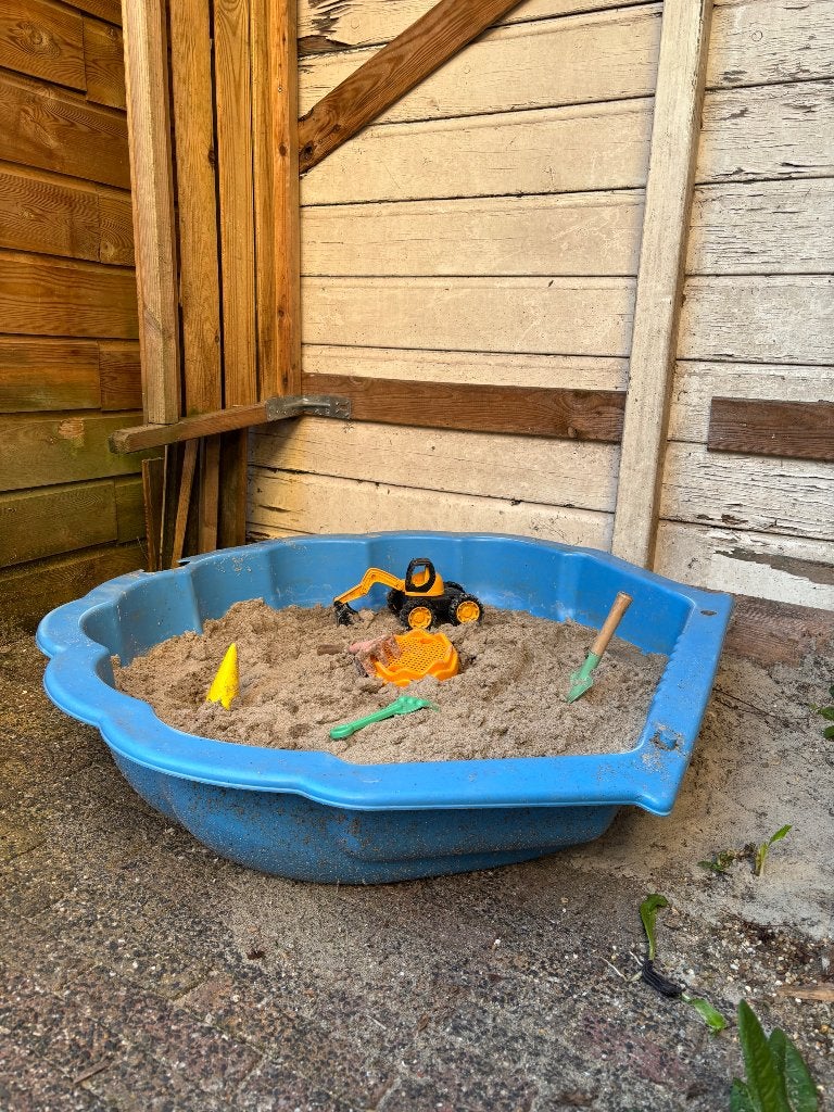 Gratis af te halen: zandbak incl speelzand, Ophalen, Zo goed als nieuw