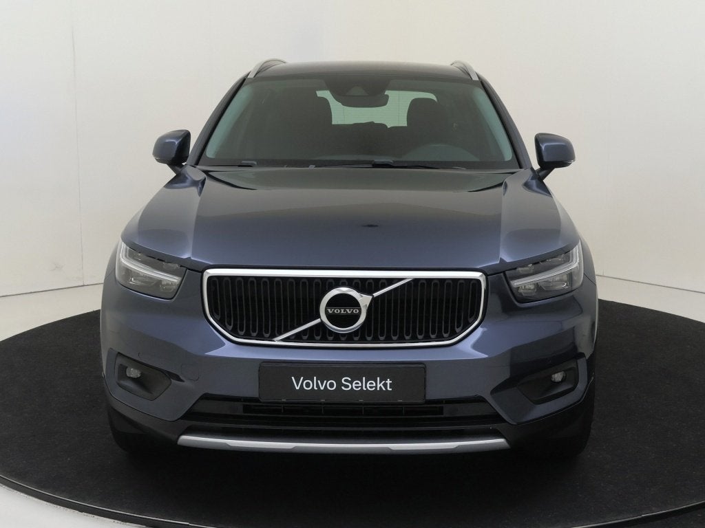 Volvo XC40 T2 Business Pro | Trekhaak | Achteruitrijcamera |, Automaat, 12 maanden, Gebruikt, Blauw