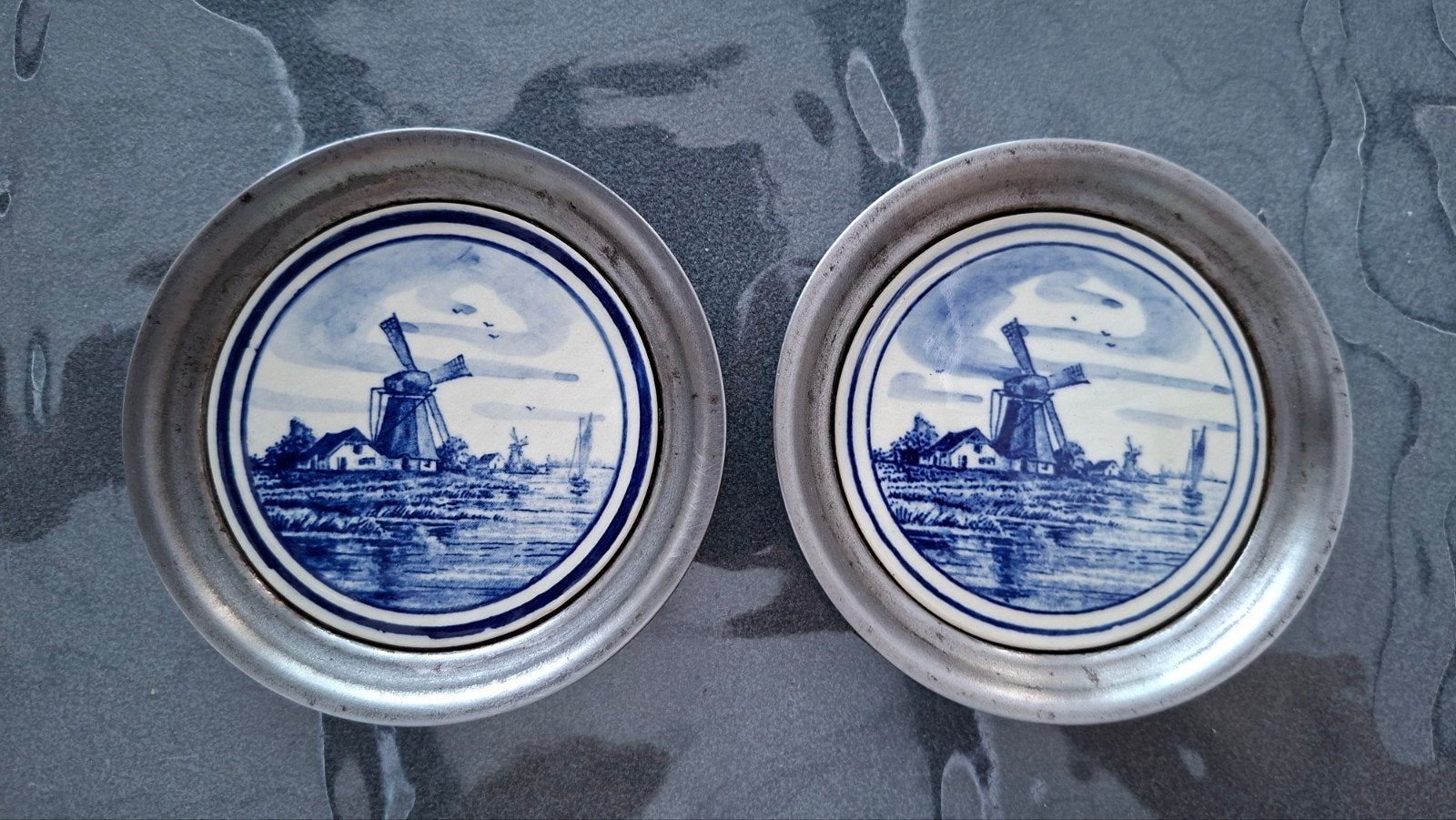 Delfts Blauw Onderzetters met molenlandschap (2 stuks), Ophalen of Verzenden