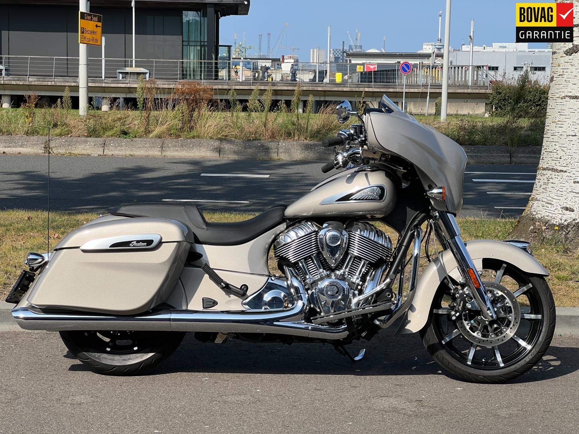 Indian Tour 116 Chieftain Limited ''SUPER SUMMER DEAL !'', Curieweg 6a
2408 BZ  Alphen aan den Rijn, NL, 1890 cc, ABS, Meer dan 35 kW
