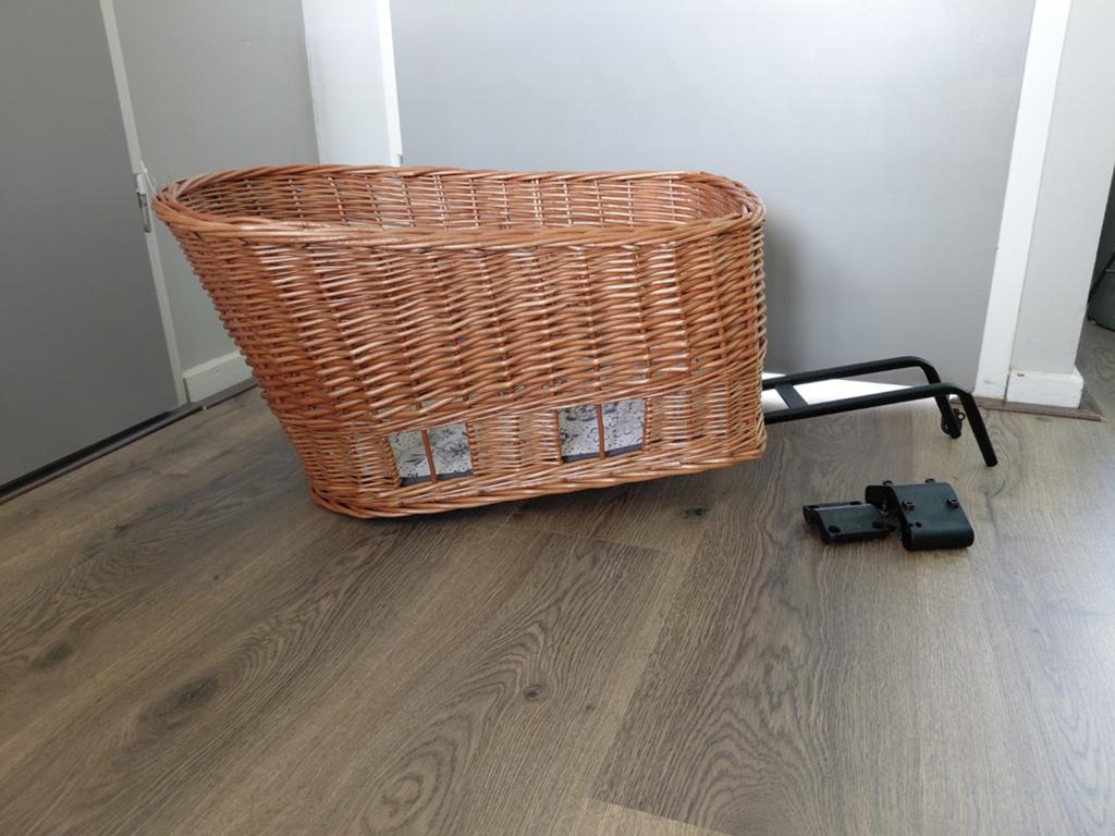 Hele nette Basil hondenfietsmand, Ophalen, Zo goed als nieuw