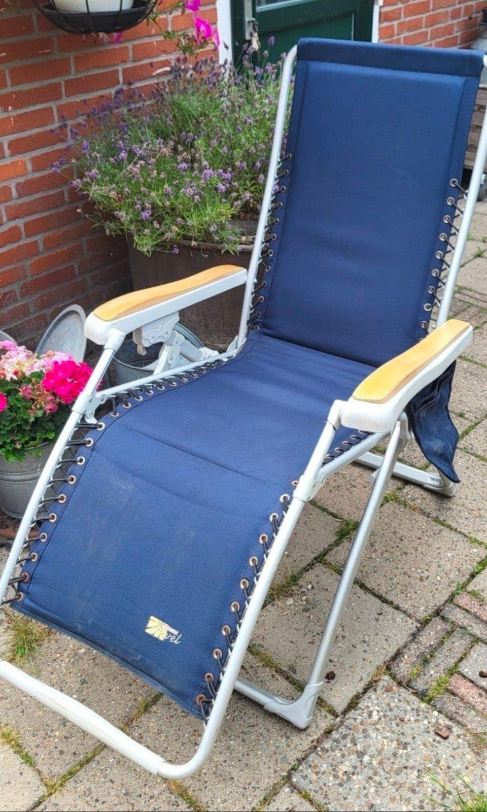 Campart Travel Ligstoel - Comfortabel en Verstelbaar, Ophalen, Zo goed als nieuw, Inklapbaar