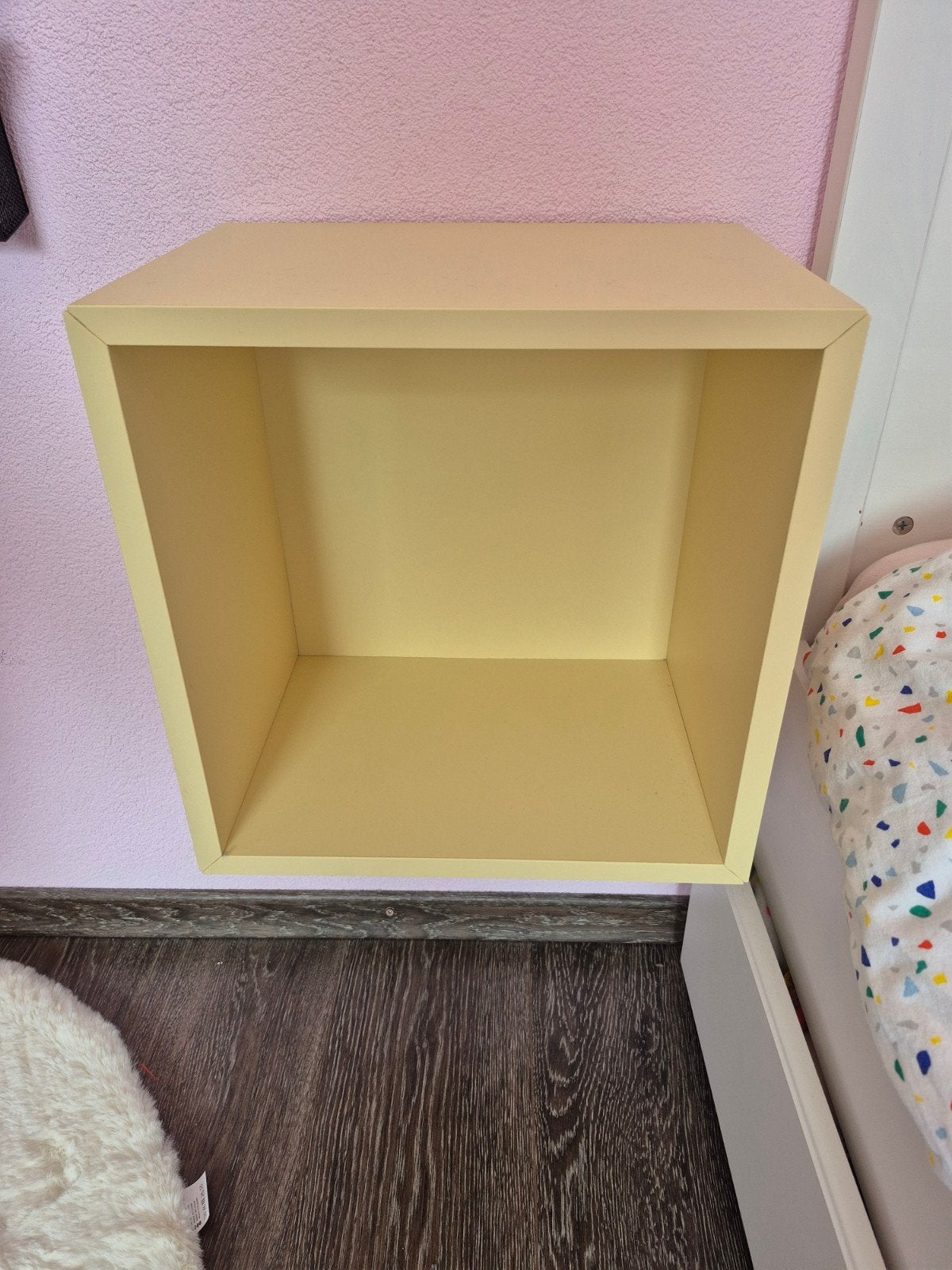 Ikea nachtkastje, Huis en Inrichting, Woonaccessoires | Wandplanken en Boekenplanken, Ophalen of Verzenden