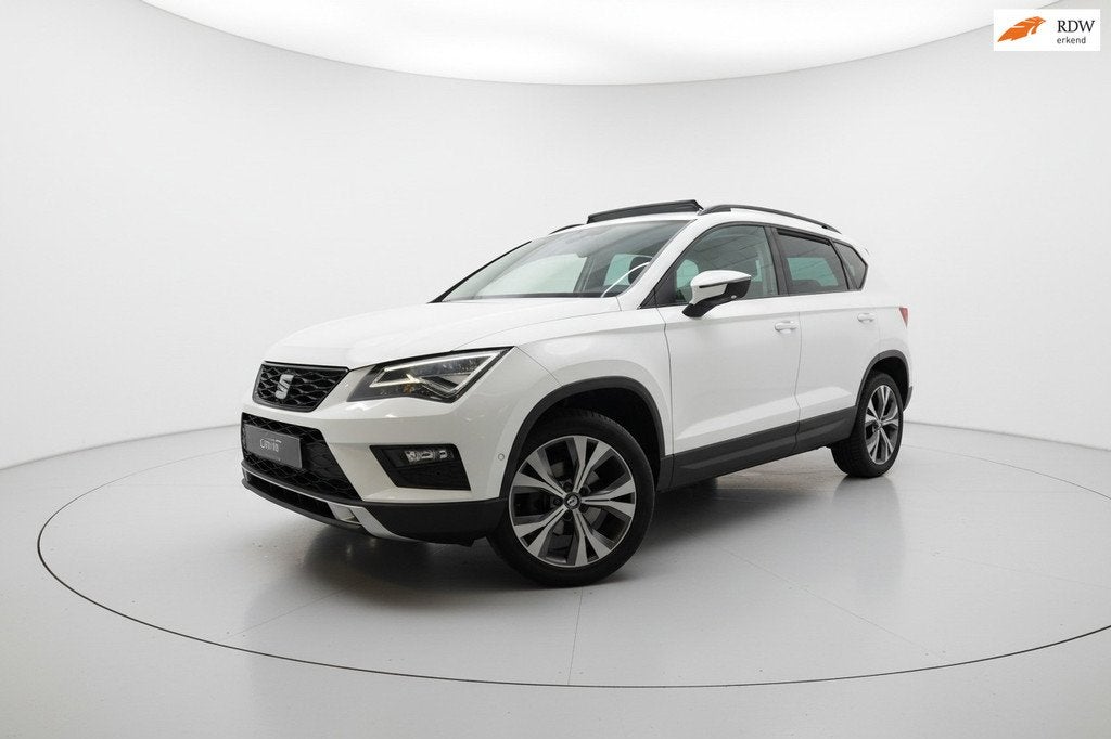 Seat Ateca 1.5 TSI FR PANO VIRTUAL SFEER CAMERA TREKH ACC, Auto's, Seat, Bedrijf, Te koop, Ateca, ABS, Achteruitrijcamera, Adaptive Cruise Control