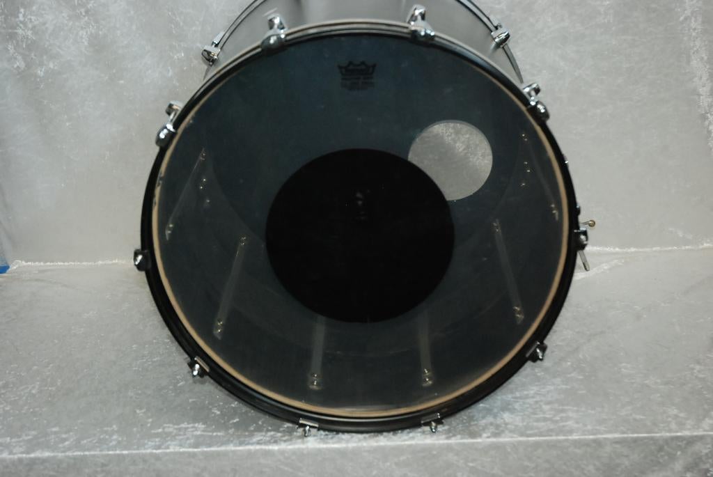 London city Basdrum zwart beplakt en verlengd 22x20 inch, Gebruikt, ., Drums of Percussie, Ophalen of Verzenden