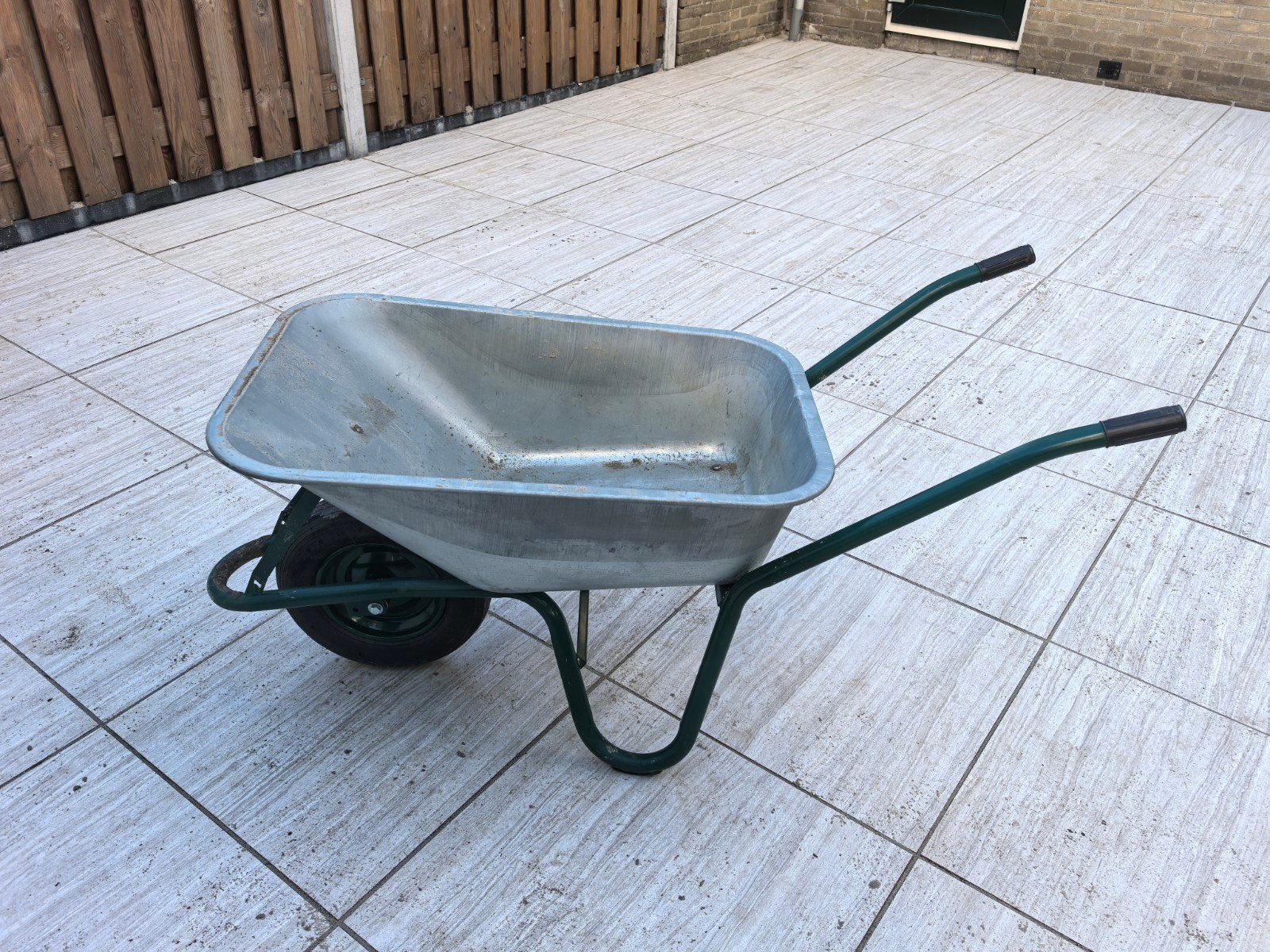 kruiwagen 80 L, Tuin en Terras, Ophalen, Zo goed als nieuw, Handmatig, Eenwielig