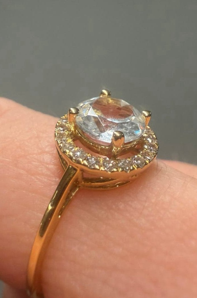 Verlovingsring 18 karaats Japans goud, Sieraden, Tassen en Uiterlijk, Nieuw, Ophalen of Verzenden, Kleiner dan 17, Met edelsteen