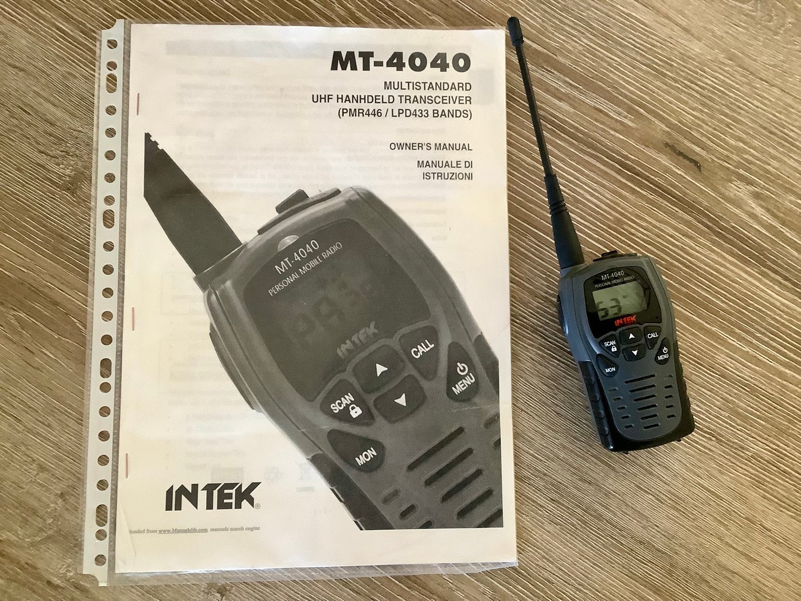 MT-4040 PMR en LPD portofoon, Ophalen of Verzenden, Zo goed als nieuw