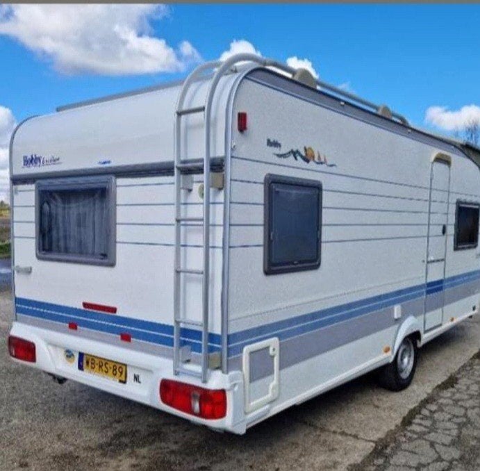 HOBBY EXELLENT 495 UFE, Caravans en Kamperen, Rondzit, Hobby, Frans bed, Particulier