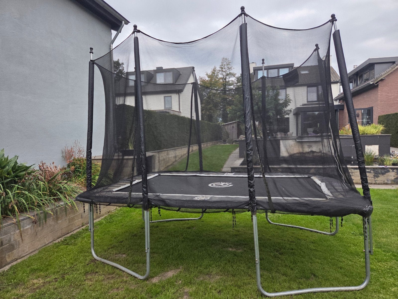 Game On Sport Trampoline met veiligheidsnet (210 x330 cm), Ophalen, Gebruikt